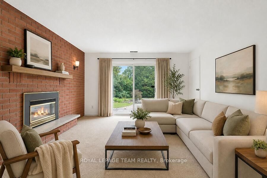 31 Ross Street Property Photo 35