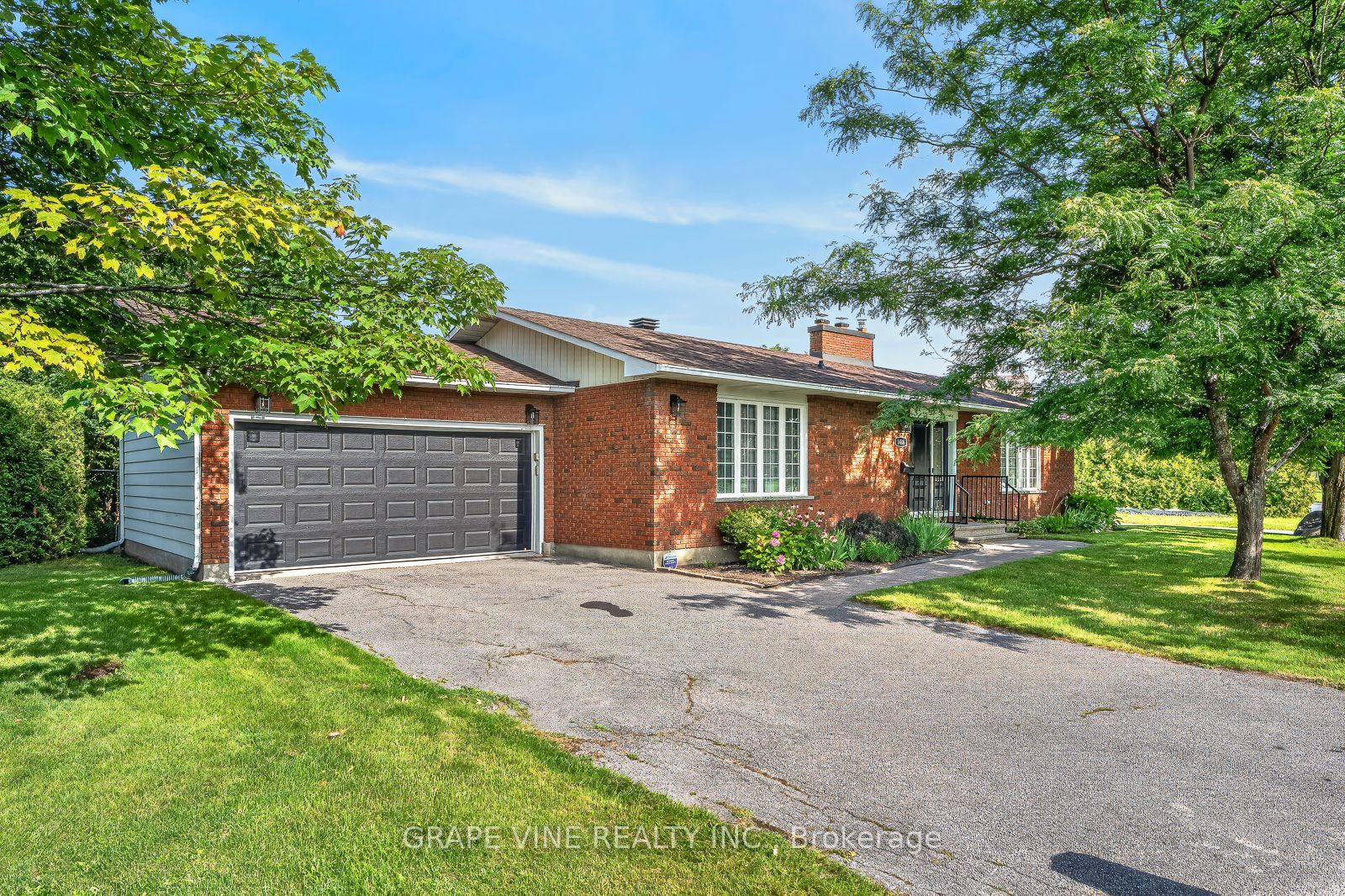1486 Ridgebrook Drive Property Photo 1