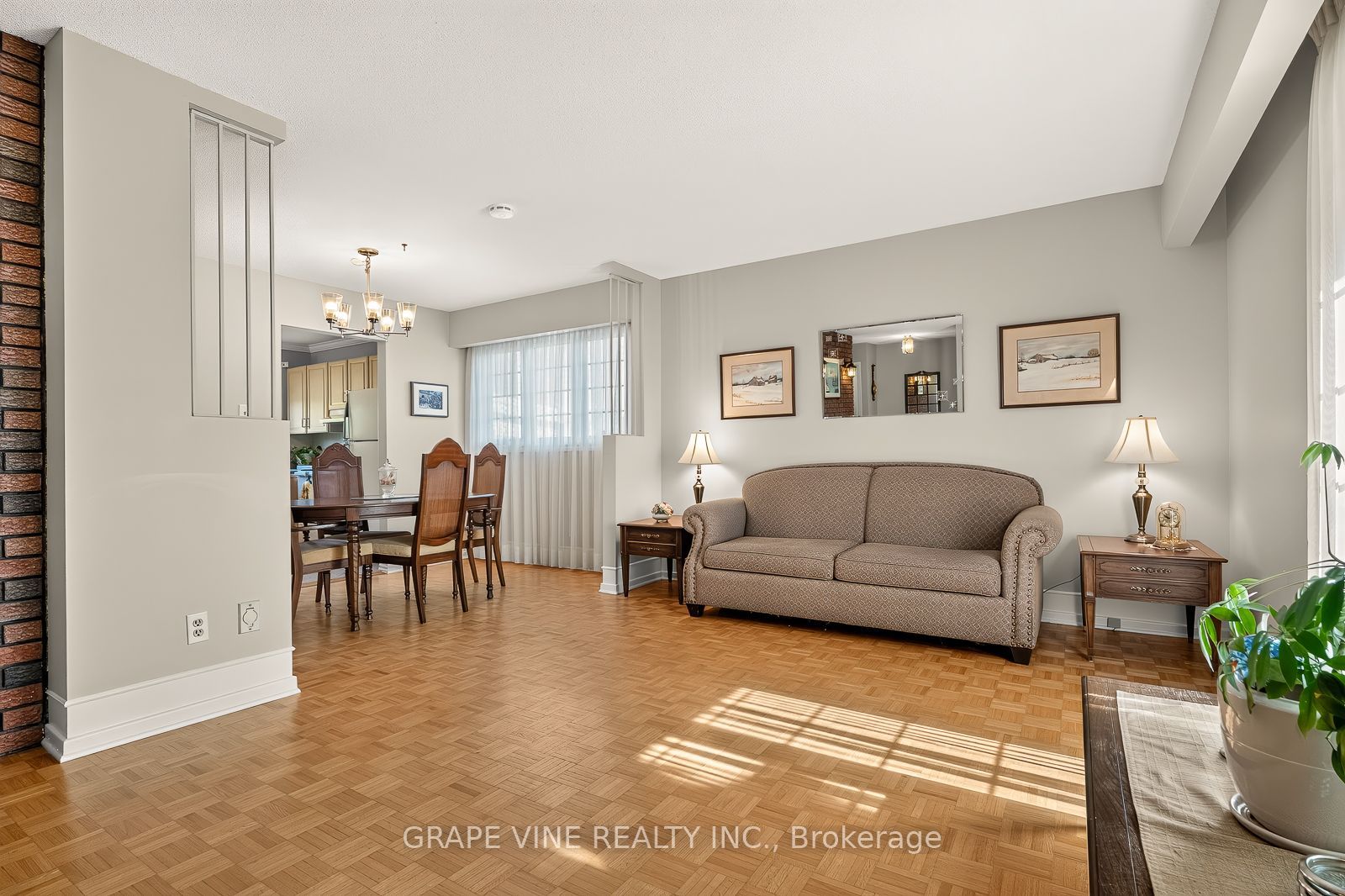 1486 Ridgebrook Drive Property Photo 8