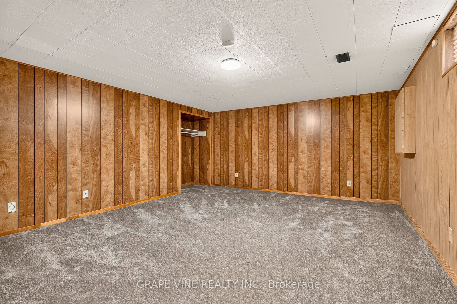 1486 Ridgebrook Drive Property Photo 31