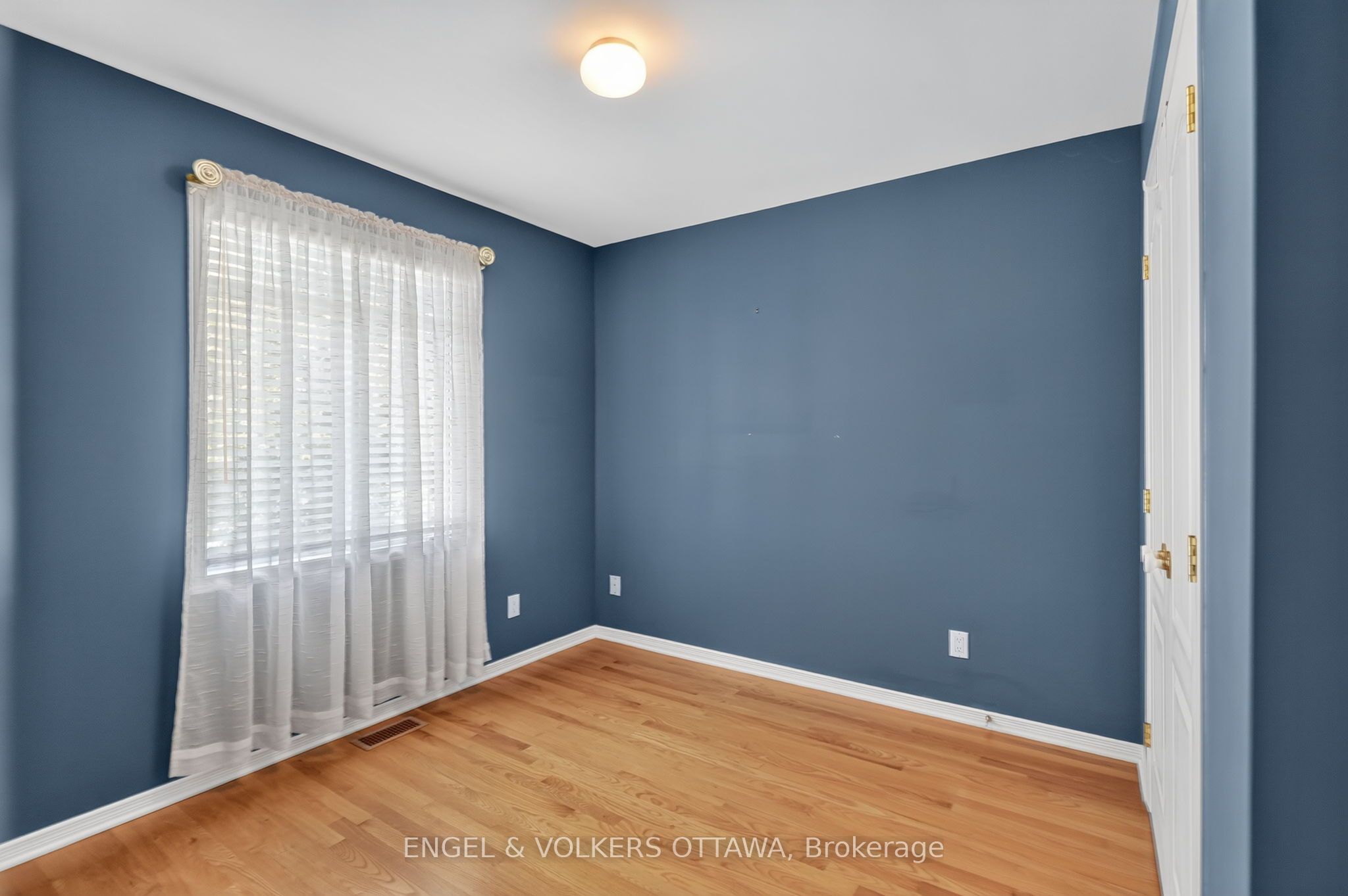 173 Hearst Way Property Photo 19