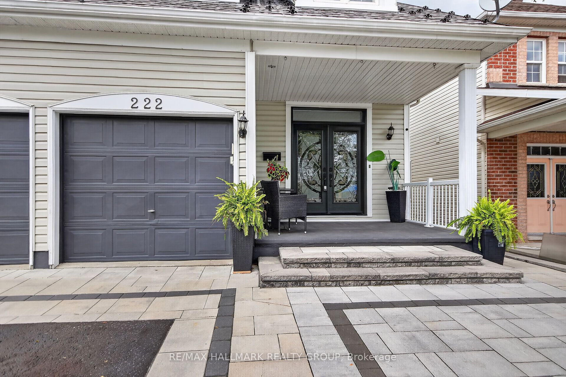 222 Deercroft Avenue Property Photo 2