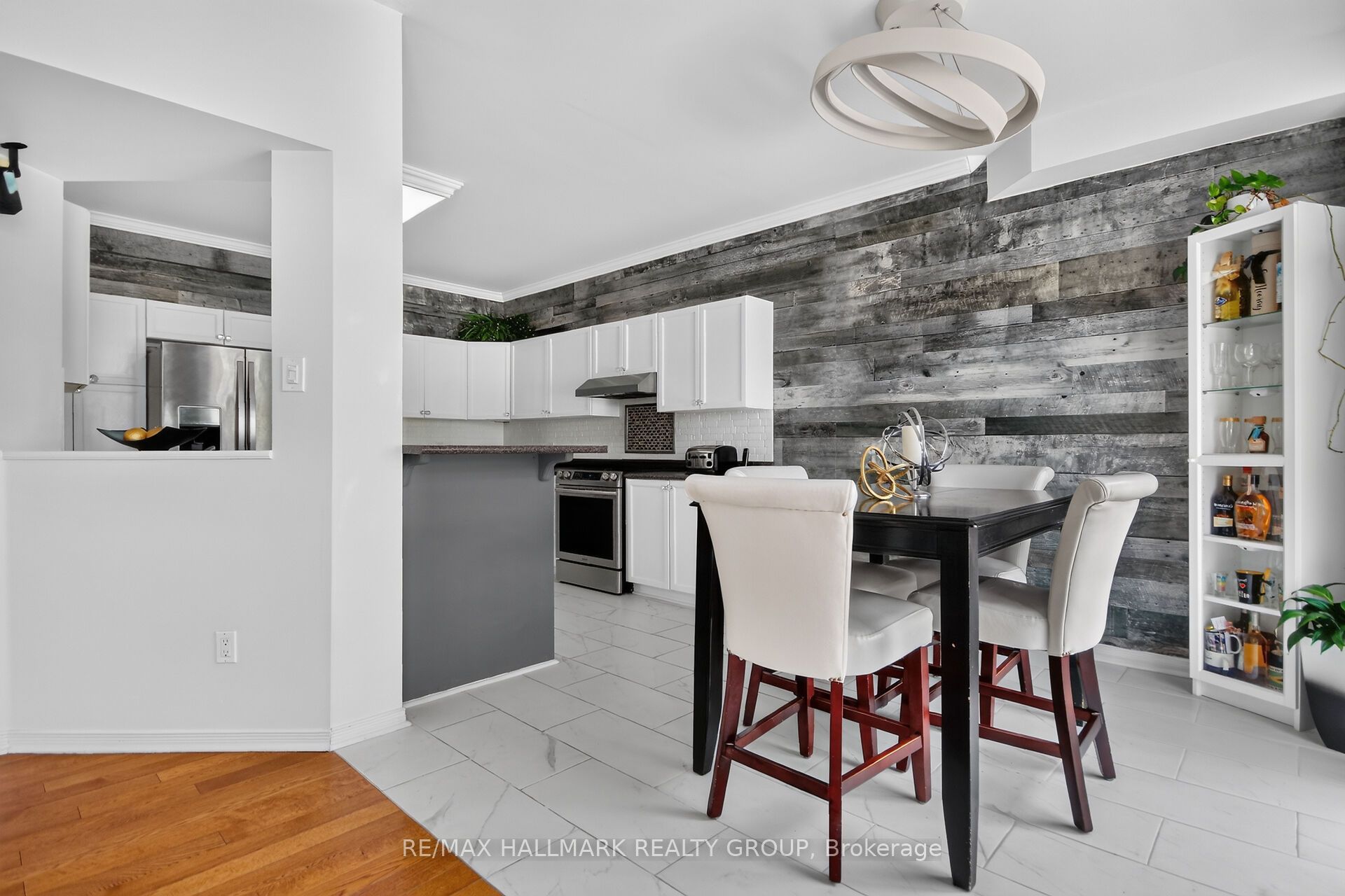 222 Deercroft Avenue Property Photo 15