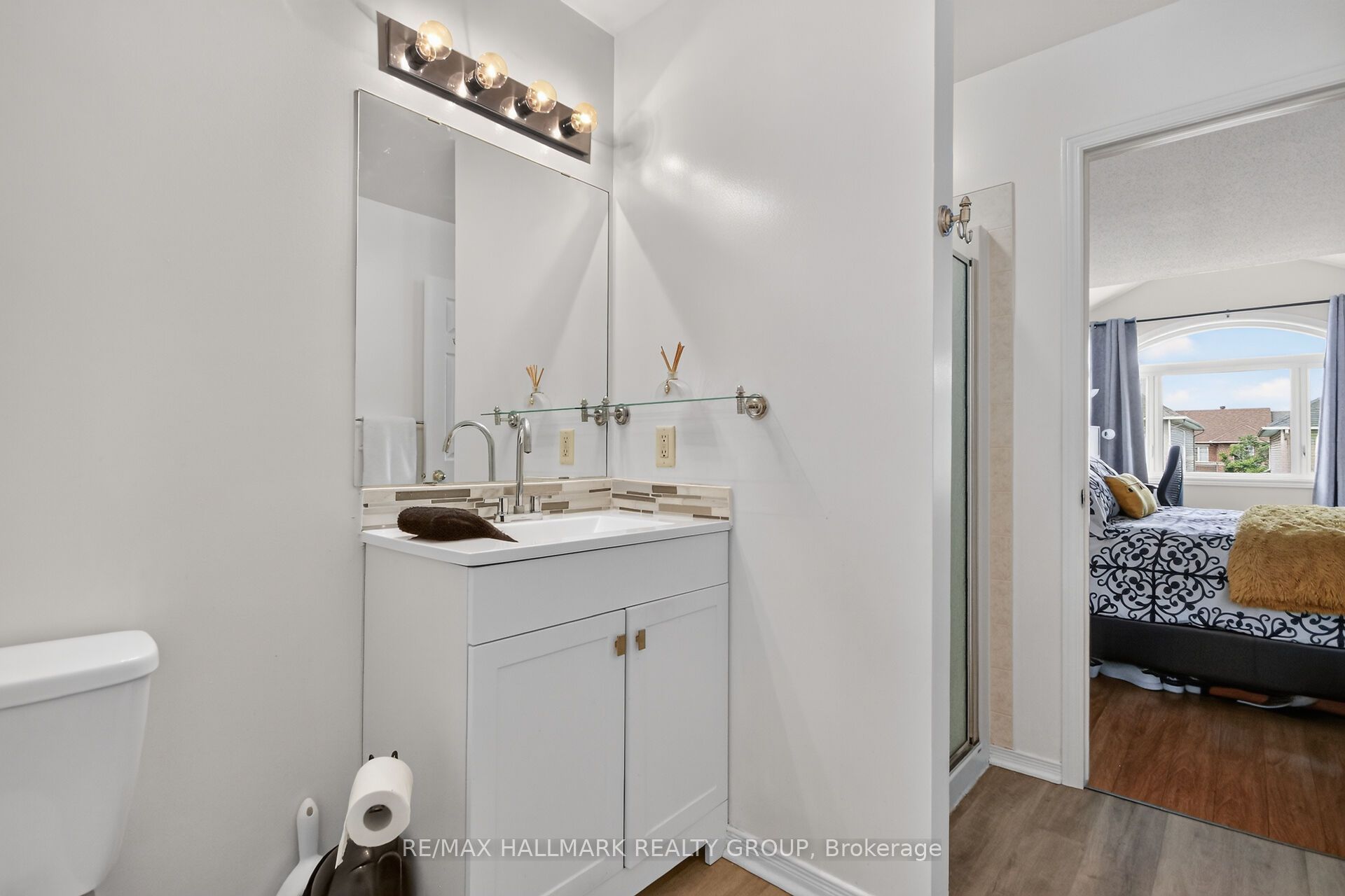 222 Deercroft Avenue Property Photo 22