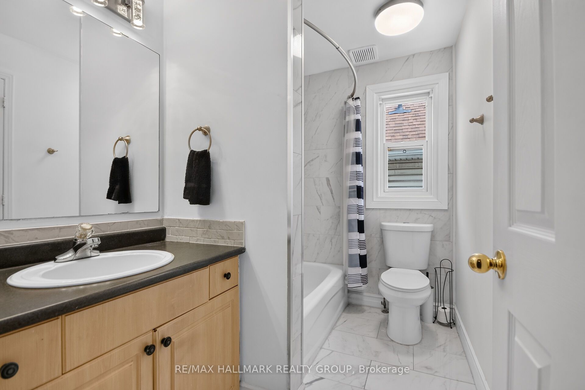 222 Deercroft Avenue Property Photo 30
