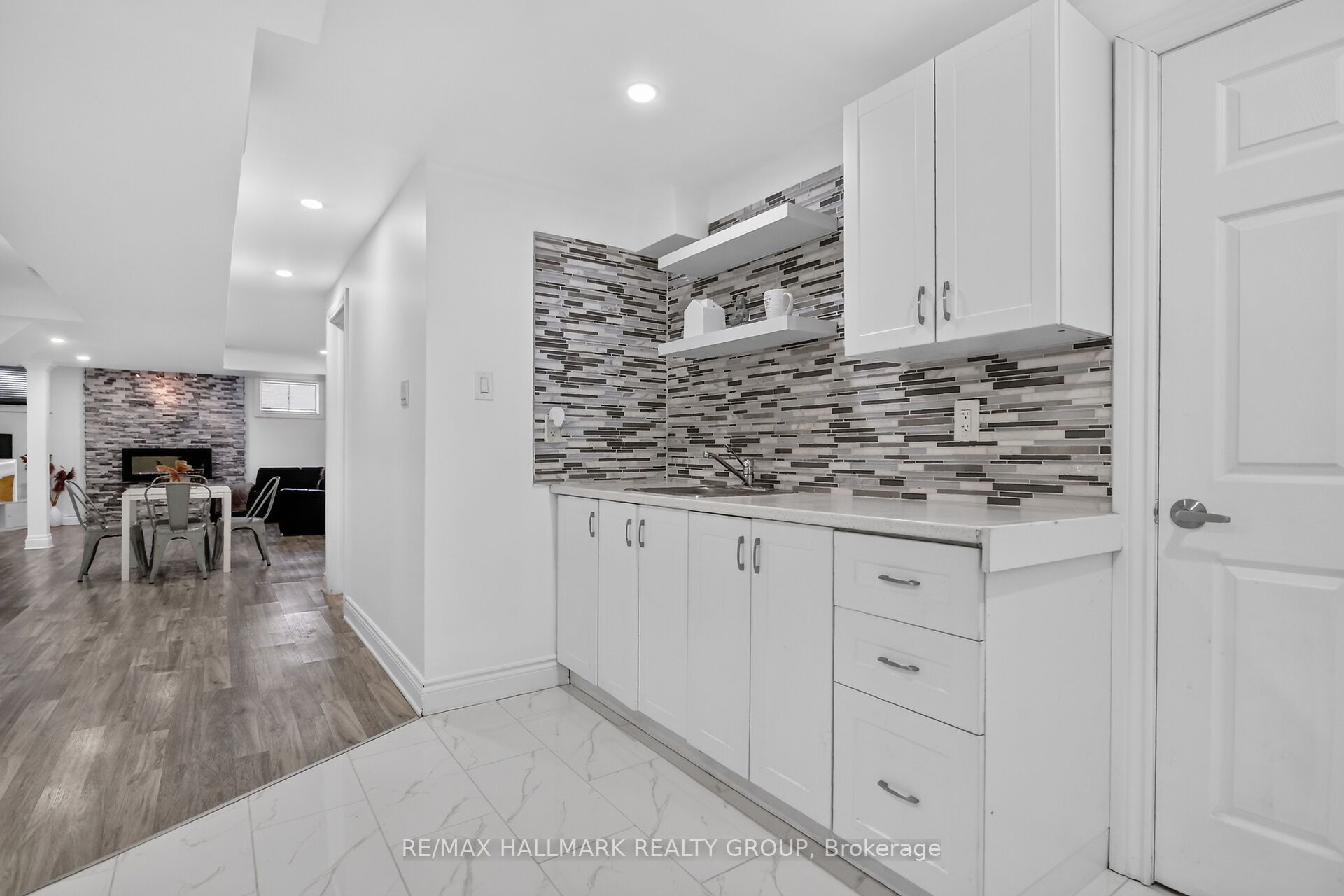 222 Deercroft Avenue Property Photo 35