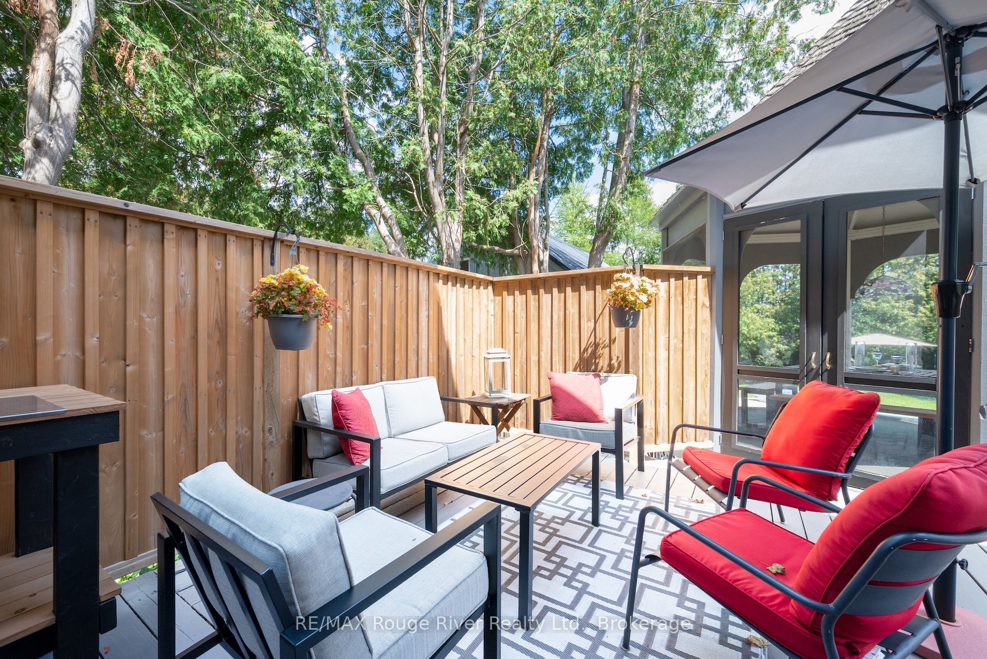 522 George Street Property Photo 33