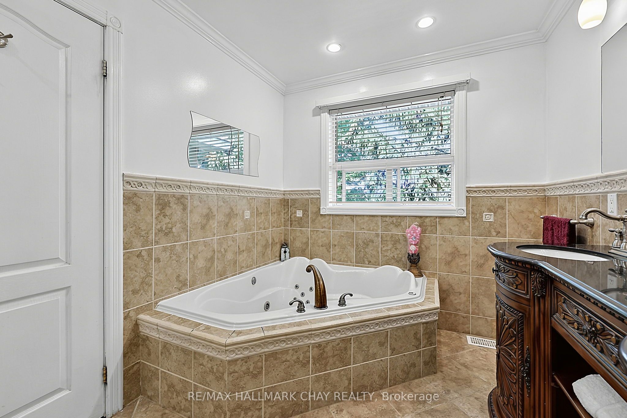 31 Hillside Drive Property Photo 23