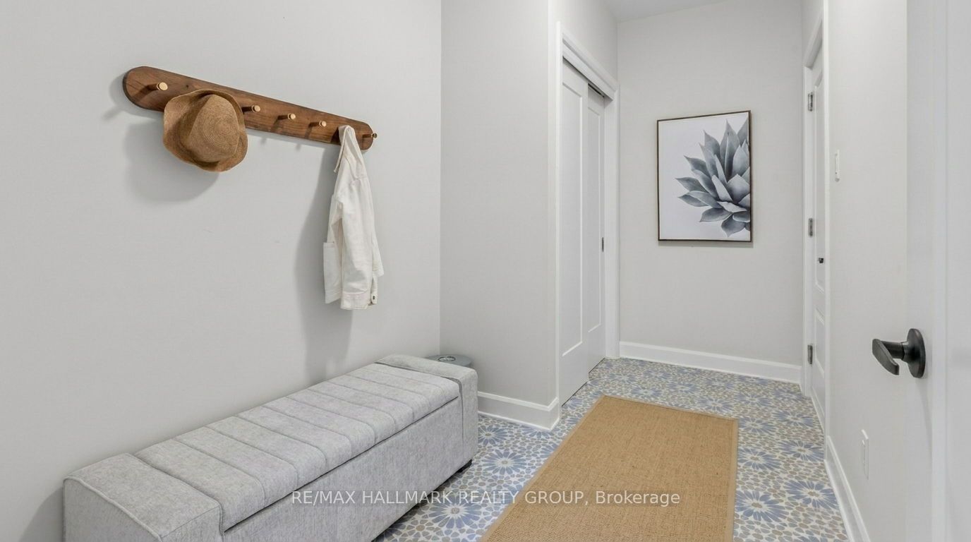 892 Sendero Way Property Photo 9