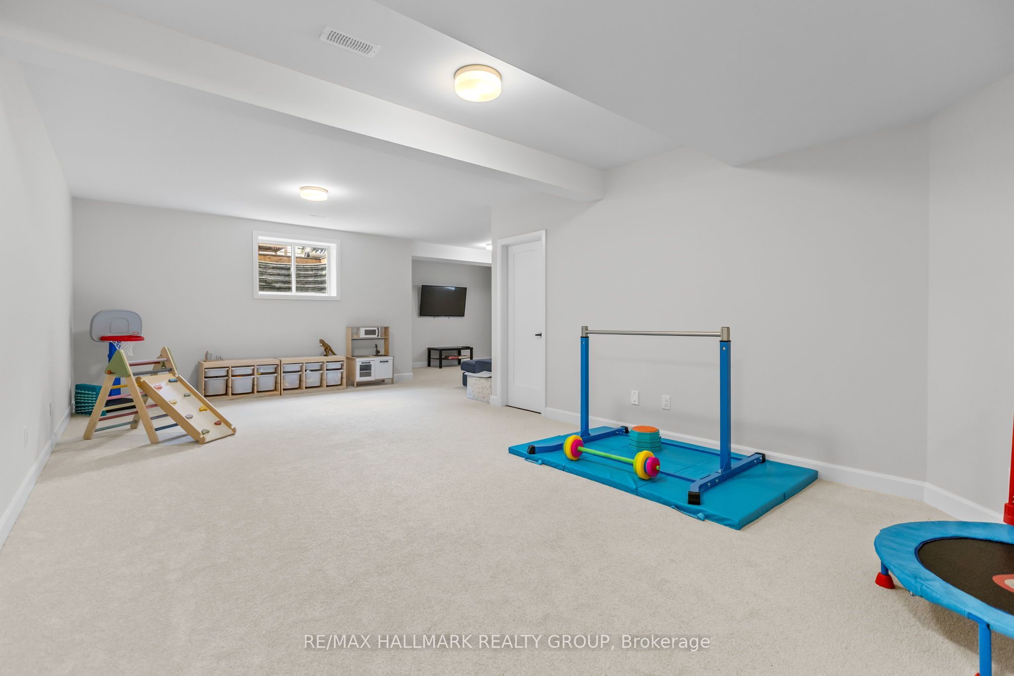 892 Sendero Way Property Photo 36