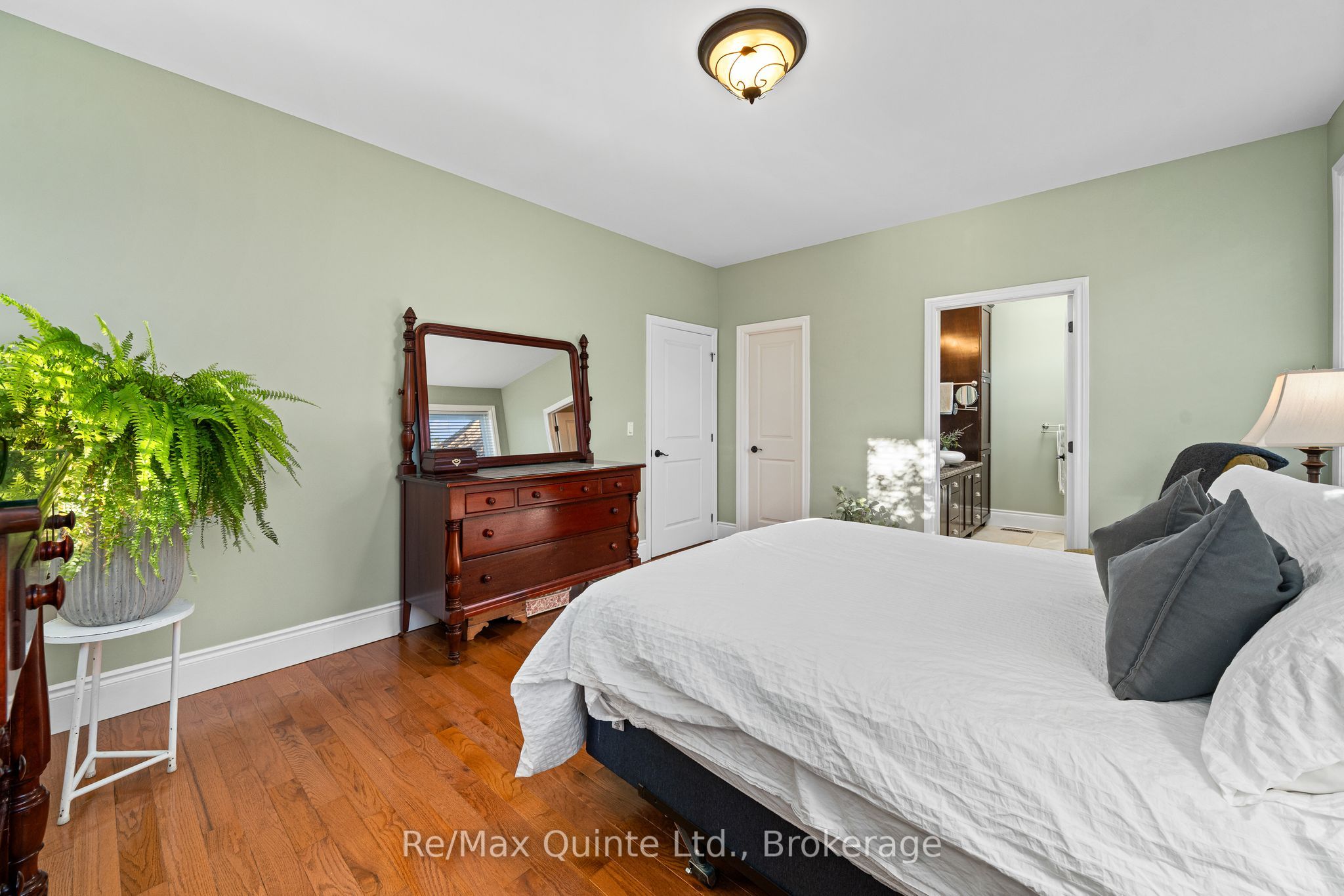 8 Mount Pleasant Road Property Photo 22