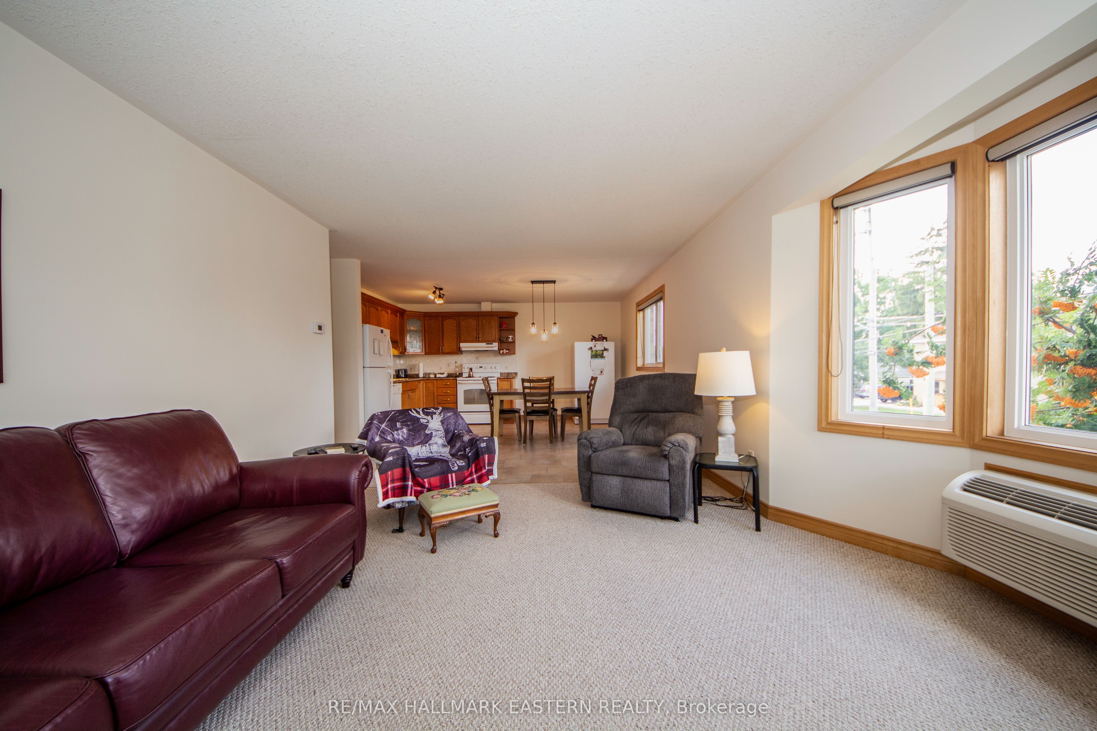 878 Armour Road 202 Property Photo 6
