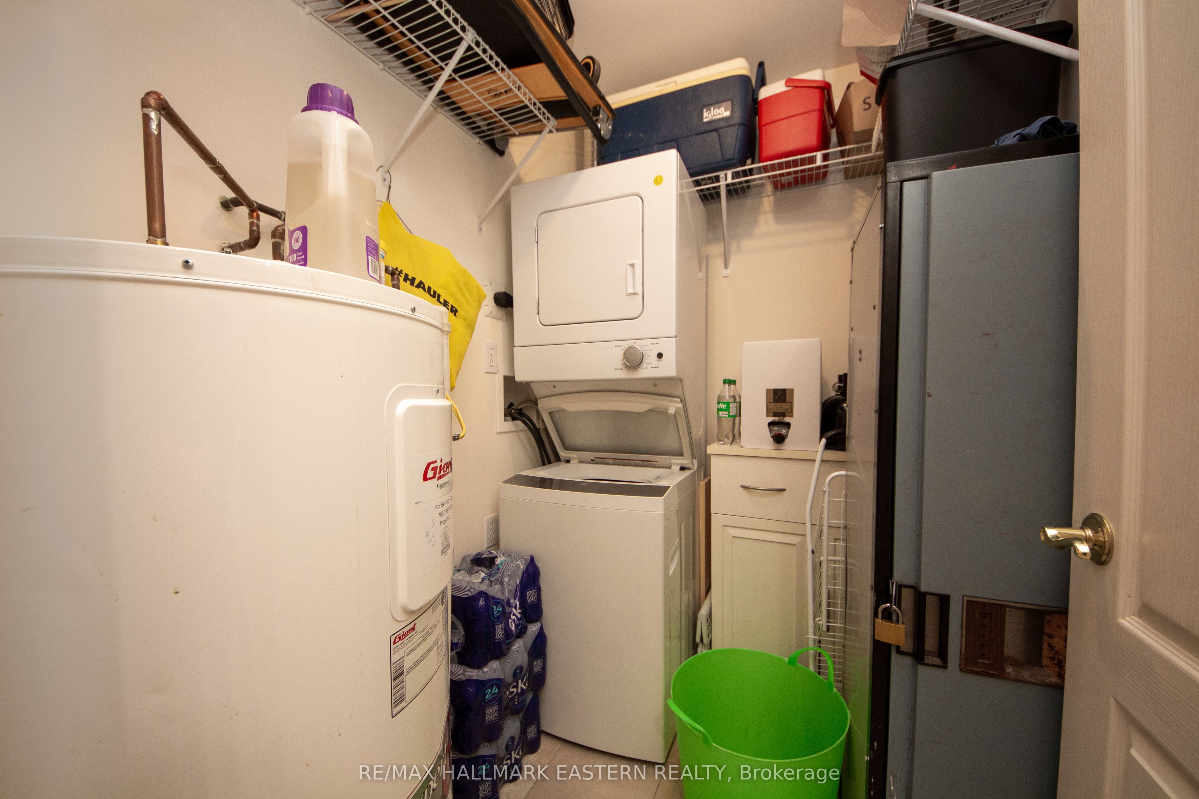 878 Armour Road 202 Property Photo 13