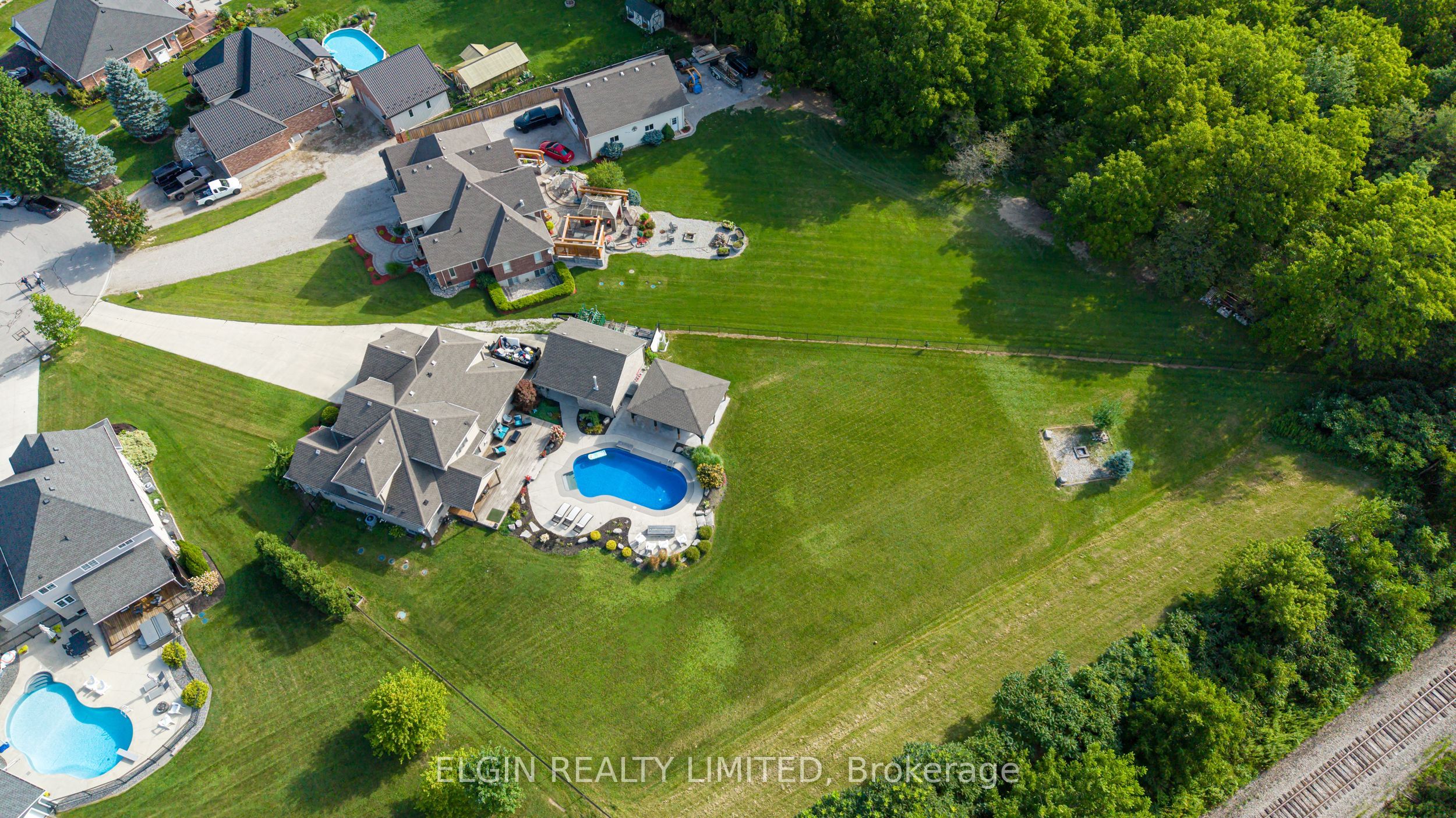 26 Blossom Ridge Property Photo 46