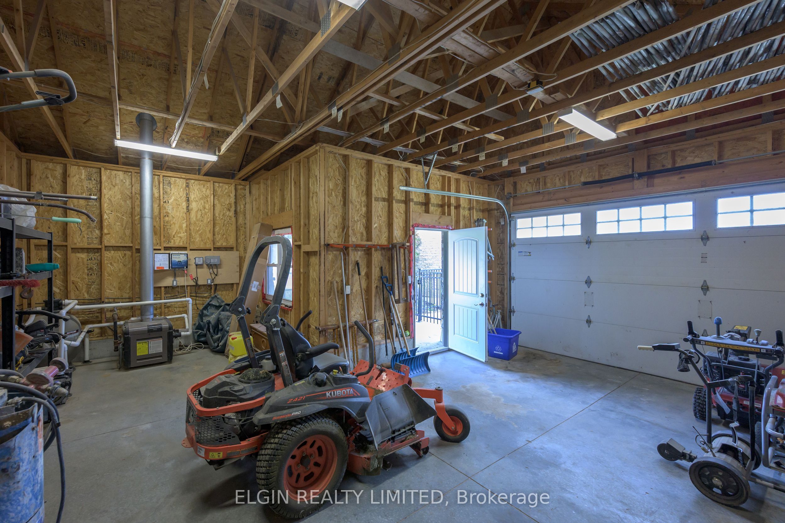 26 Blossom Ridge Property Photo 48