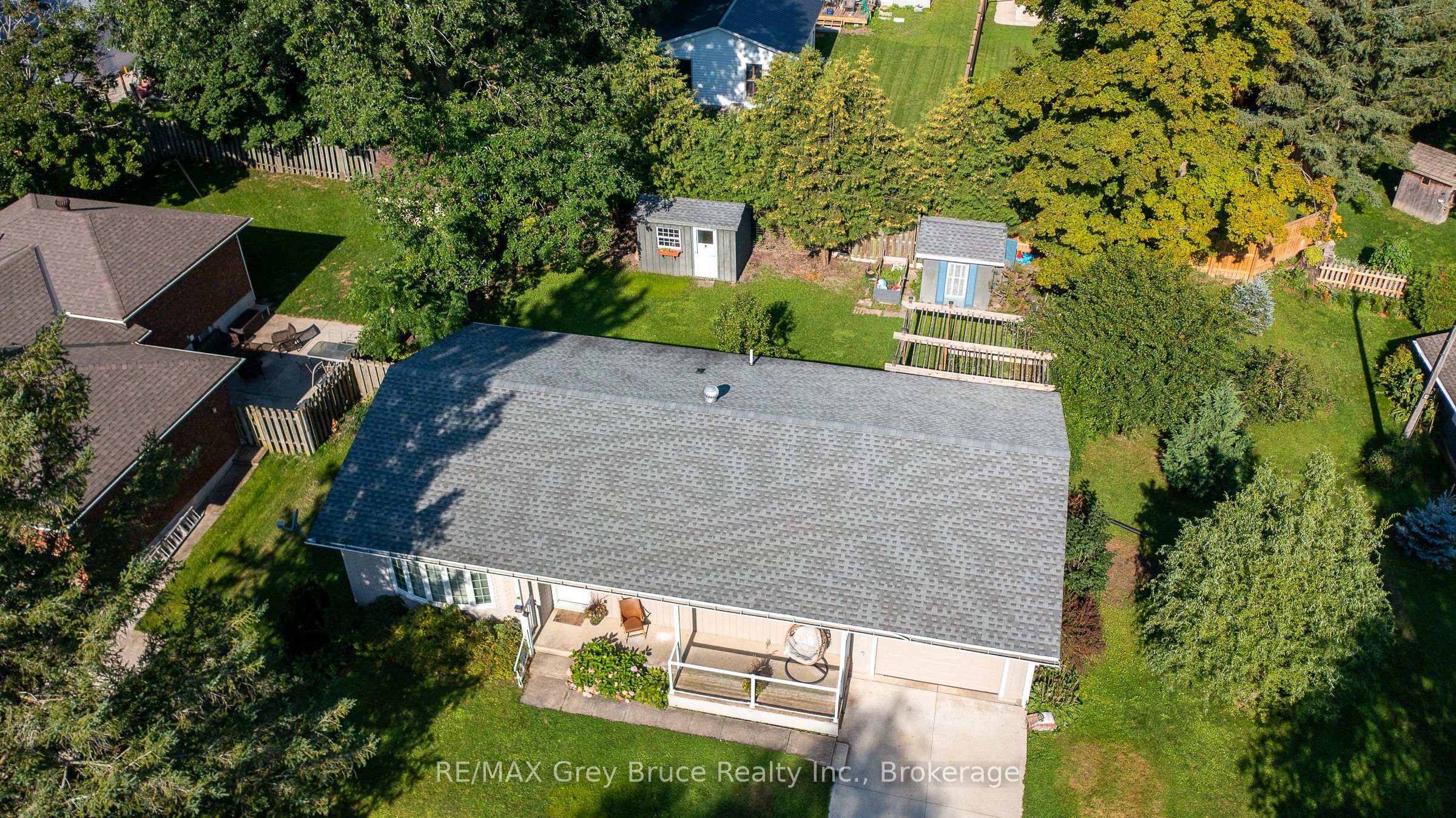 129 River Street Property Photo 5