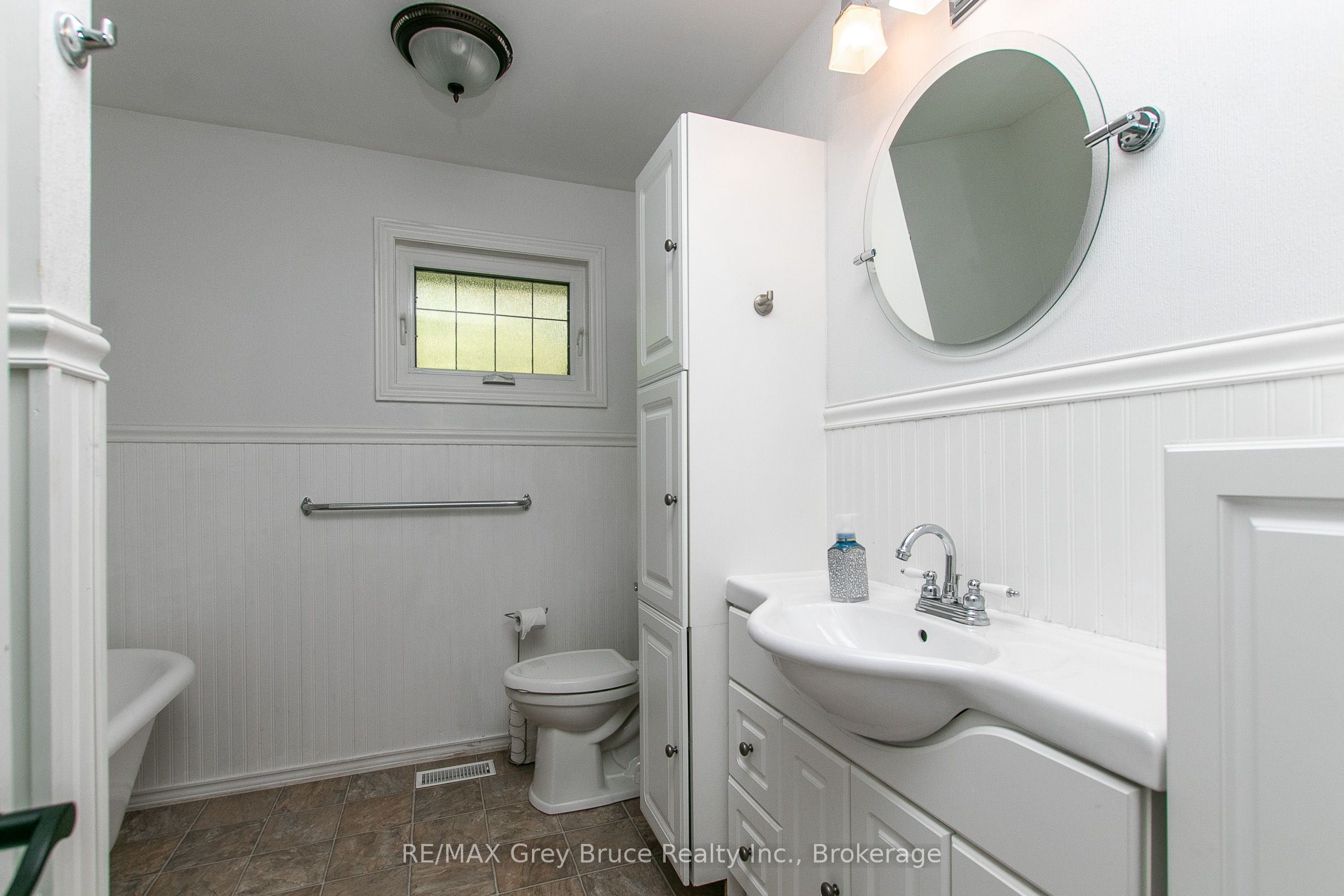 129 River Street Property Photo 15