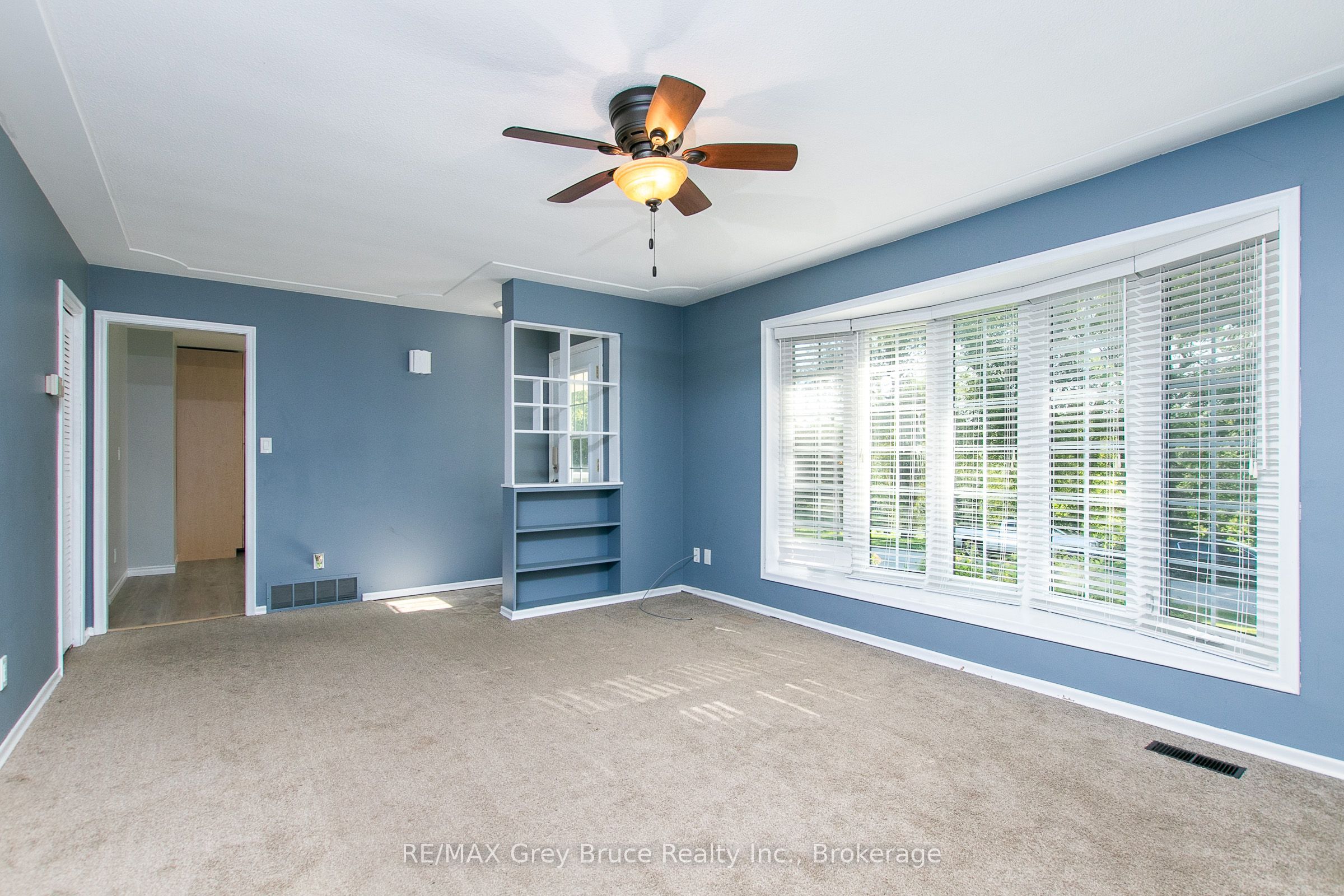 129 River Street Property Photo 17