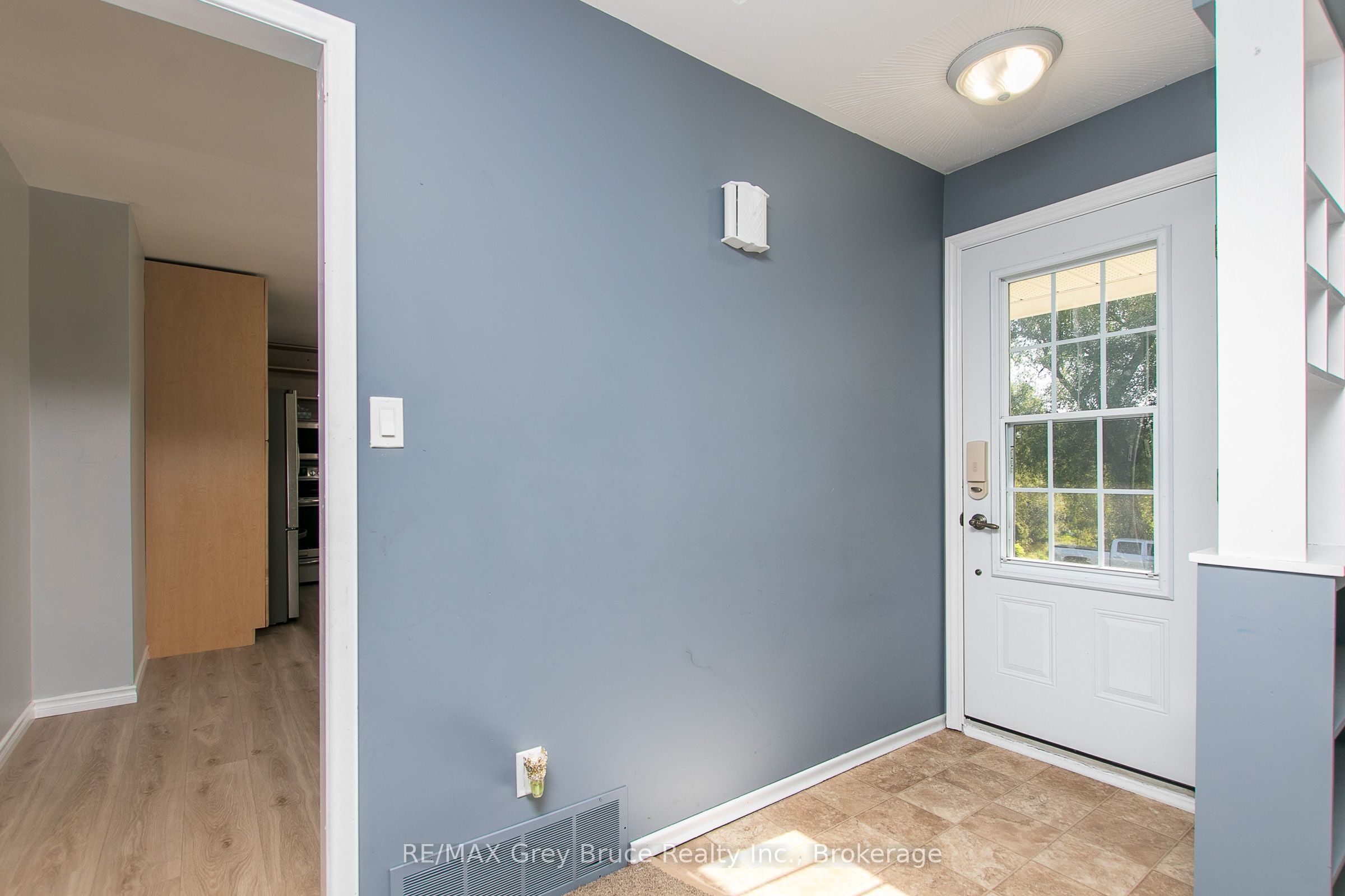 129 River Street Property Photo 18