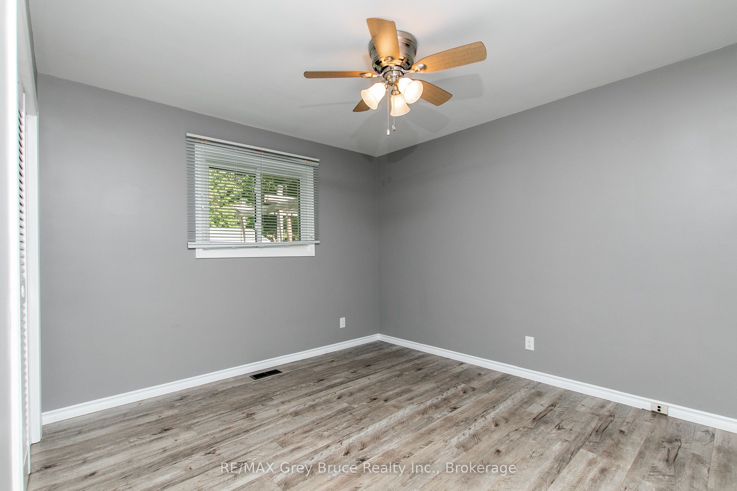 129 River Street Property Photo 19