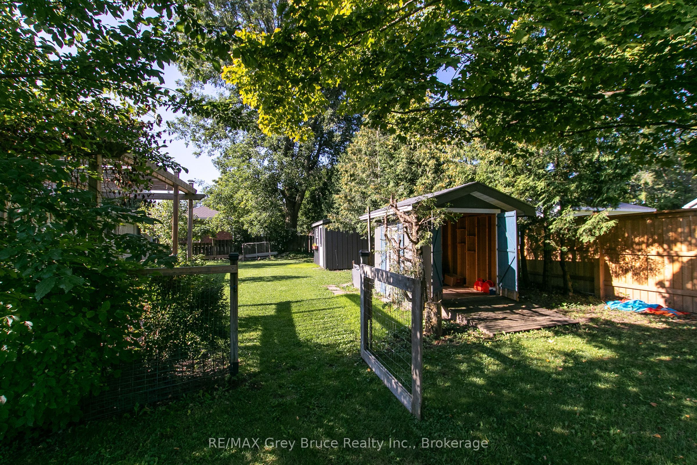 129 River Street Property Photo 32