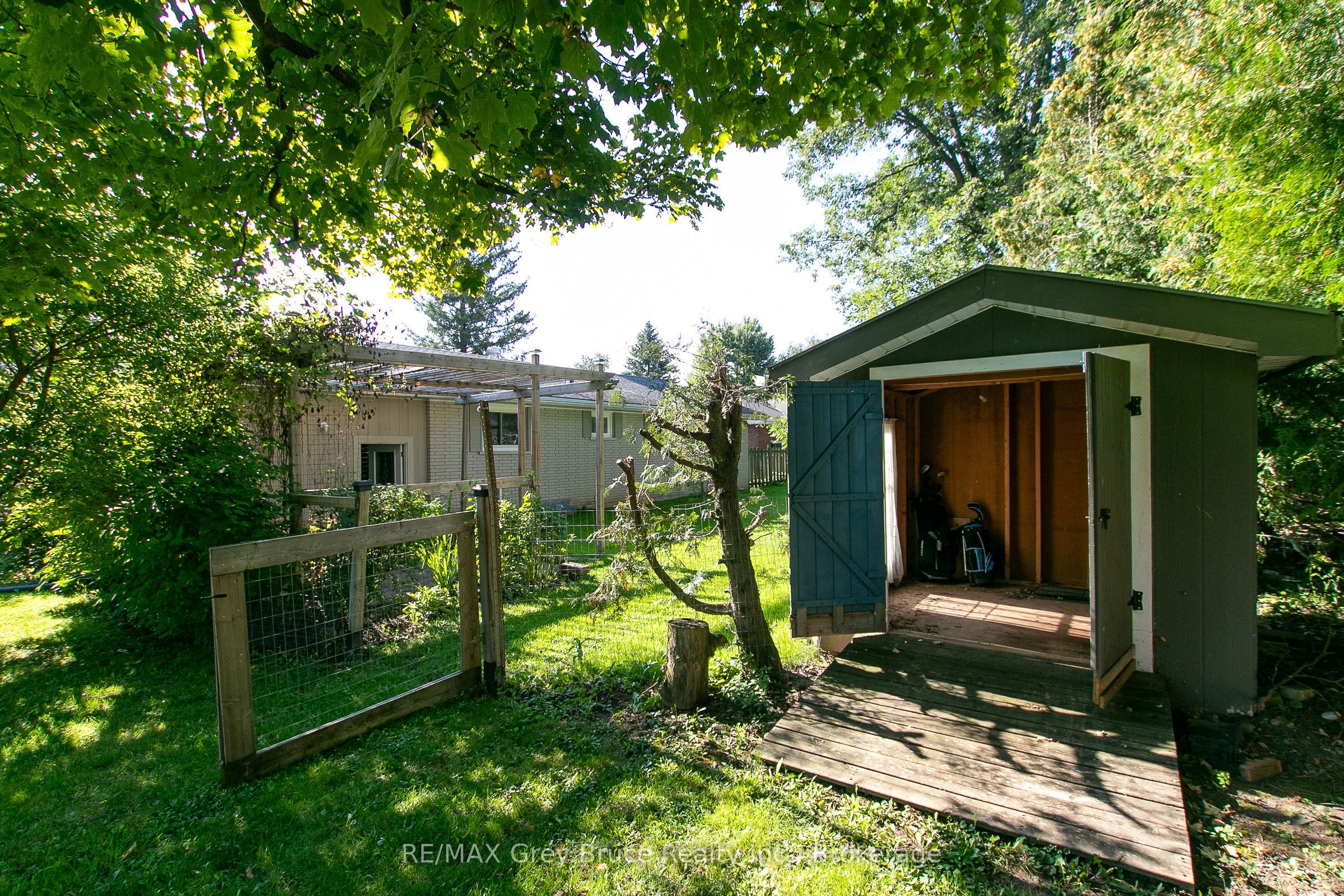 129 River Street Property Photo 33
