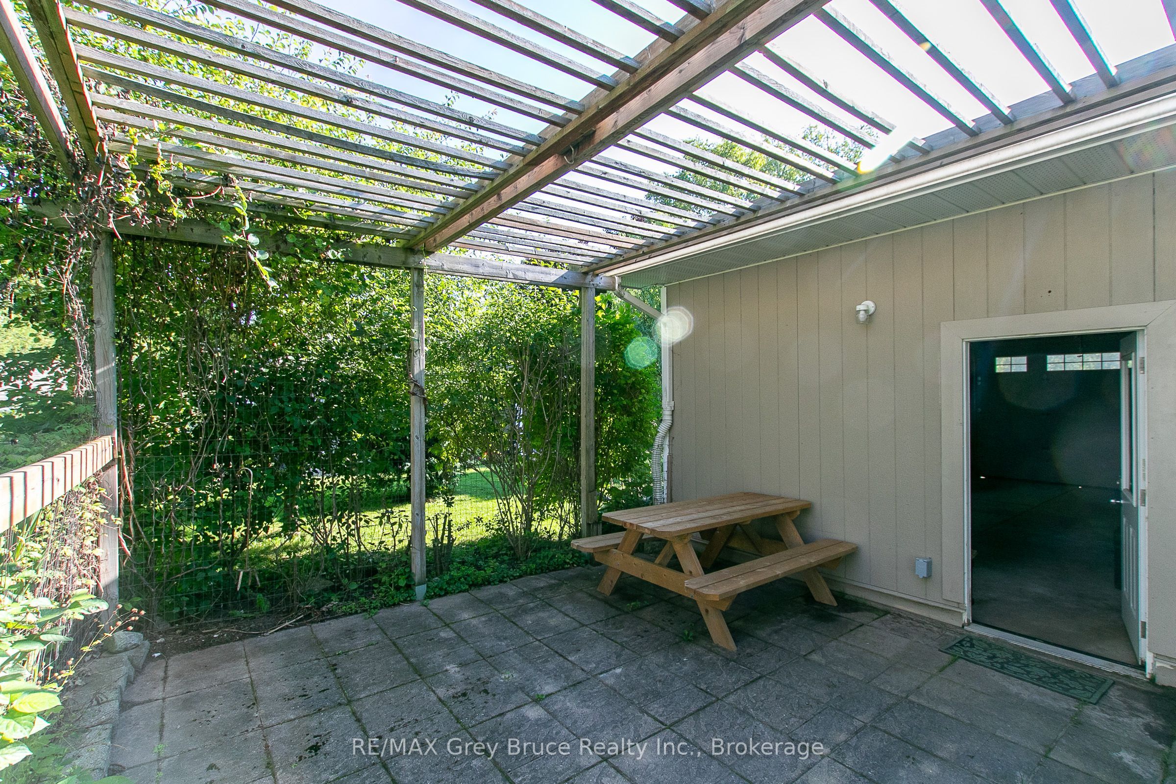 129 River Street Property Photo 35