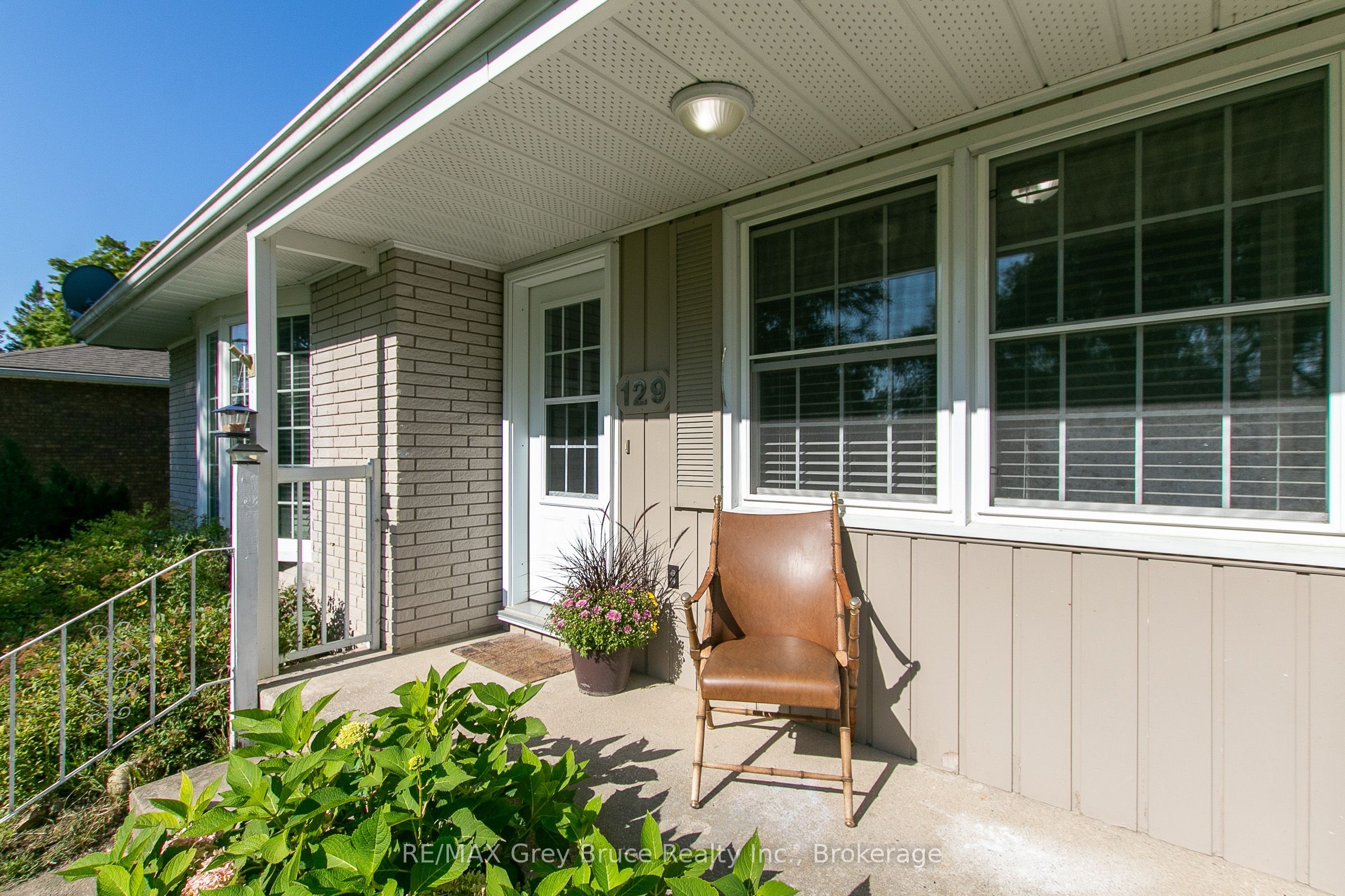 129 River Street Property Photo 43