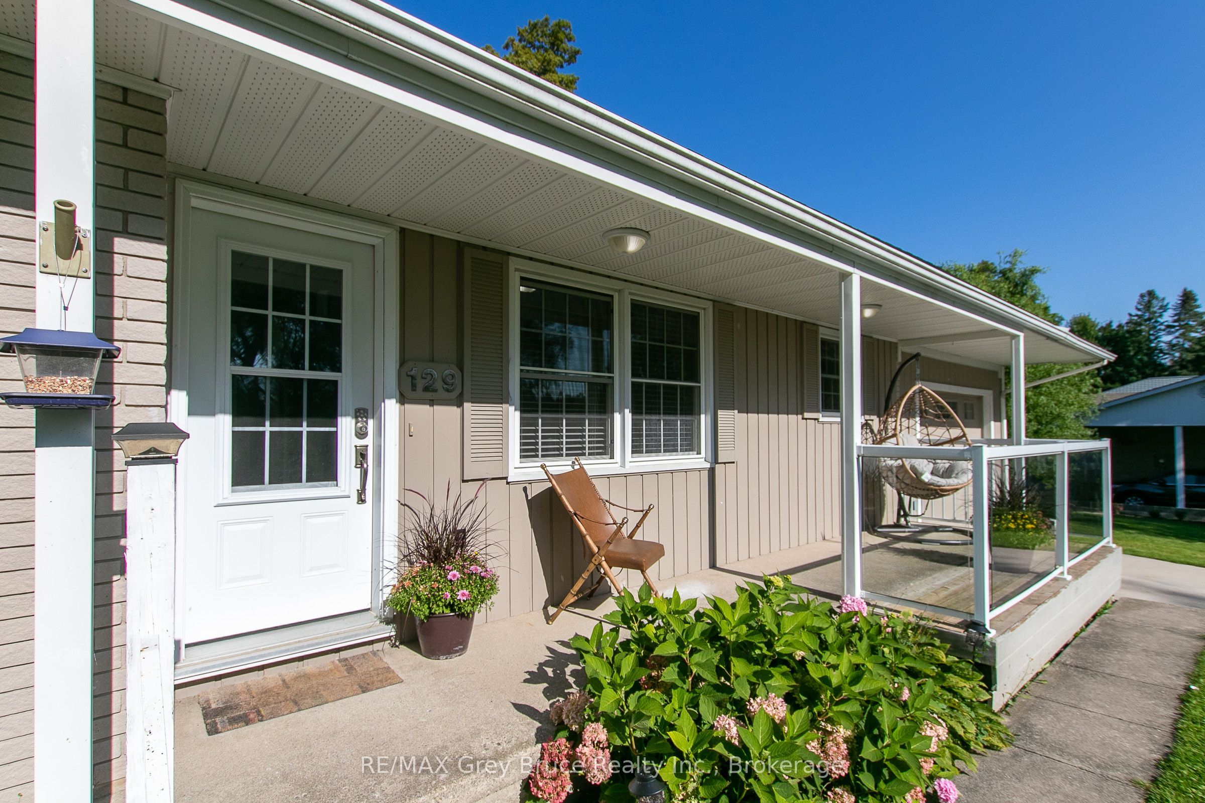 129 River Street Property Photo 44