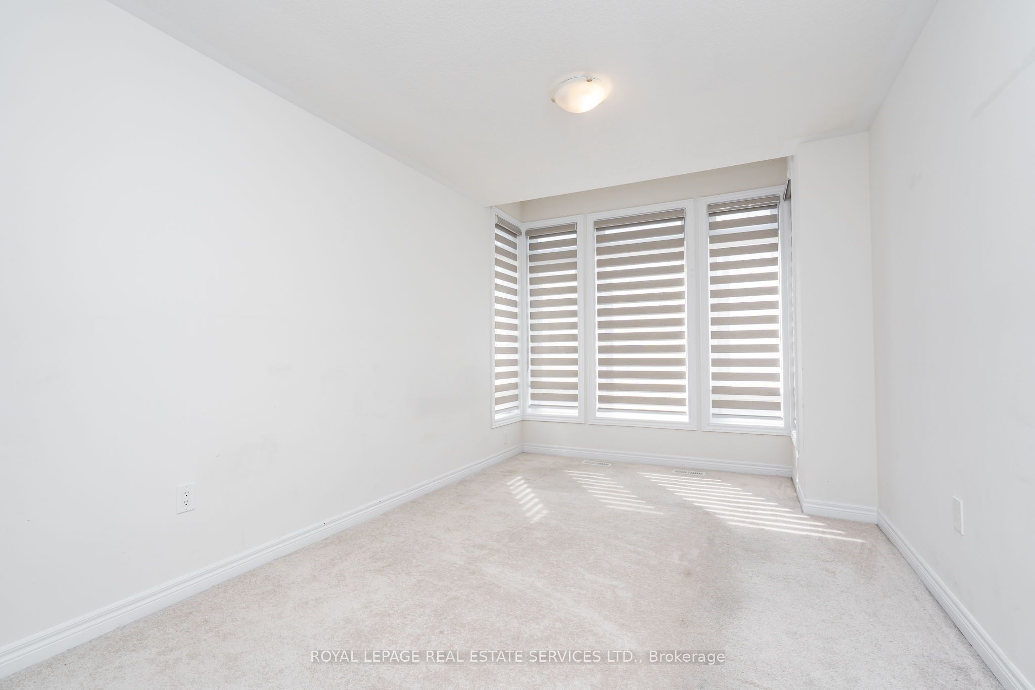 166 Deerpath Drive 72 Property Photo 20