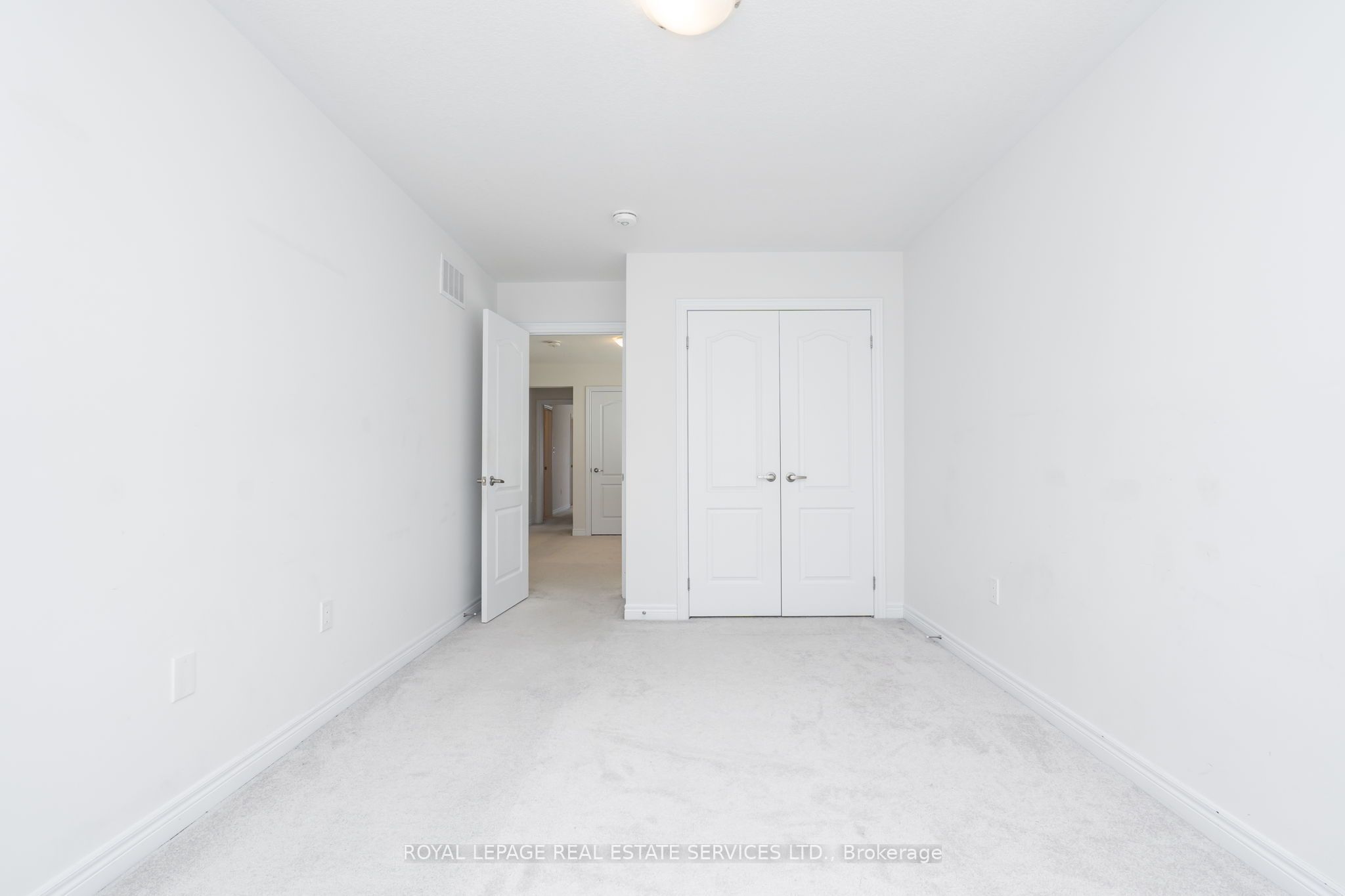 166 Deerpath Drive 72 Property Photo 21