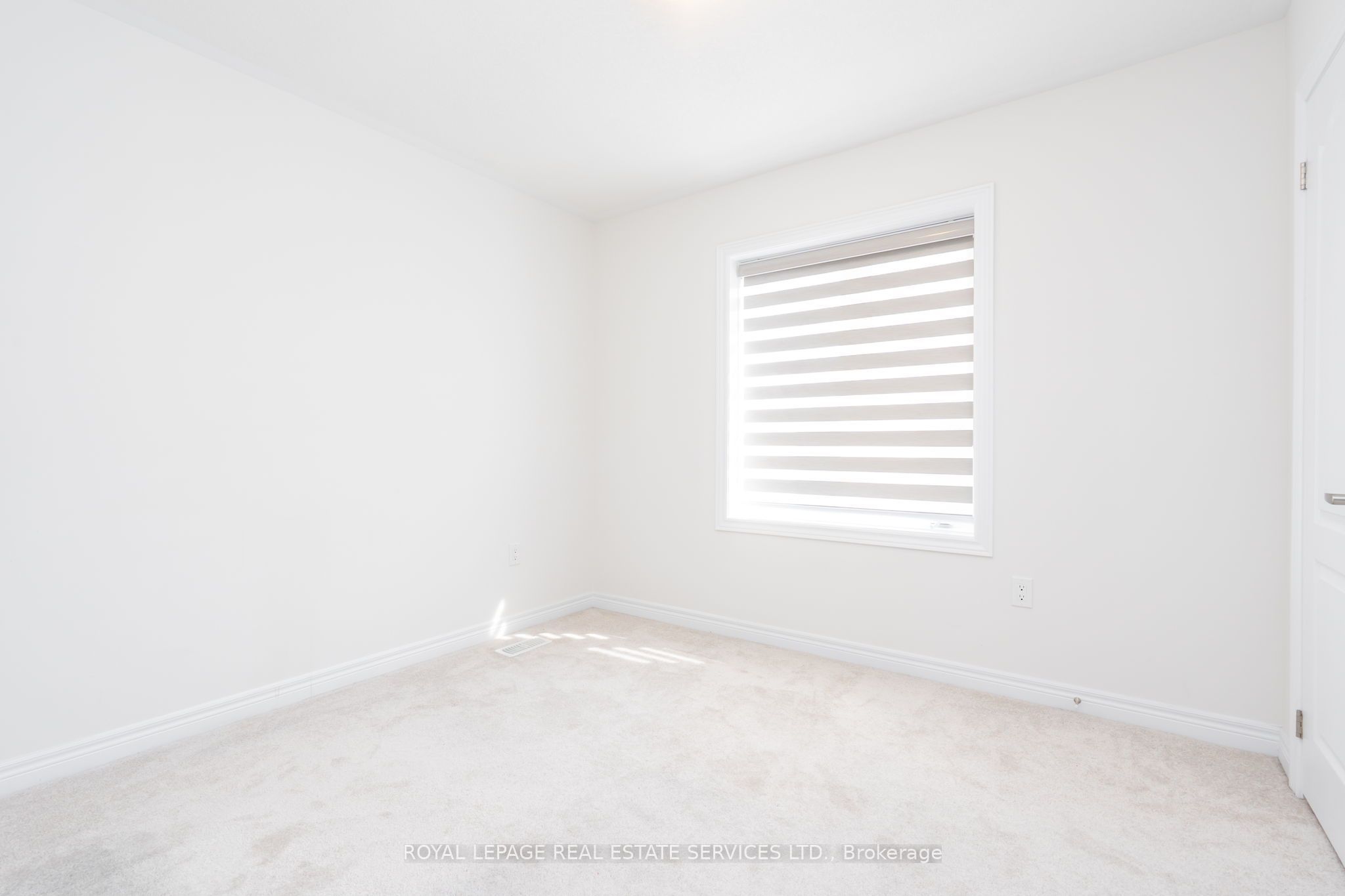 166 Deerpath Drive 72 Property Photo 27