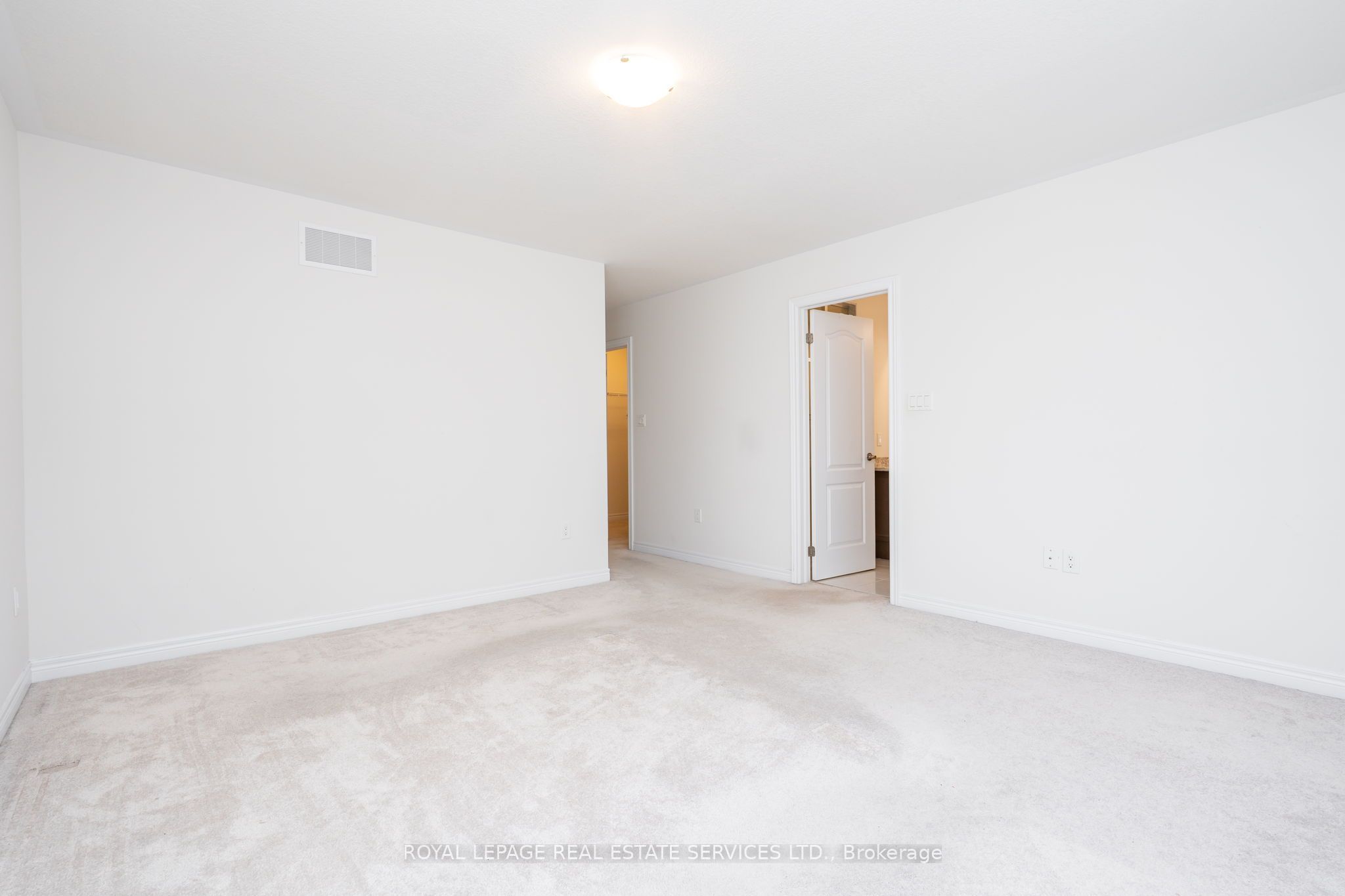 166 Deerpath Drive 72 Property Photo 31