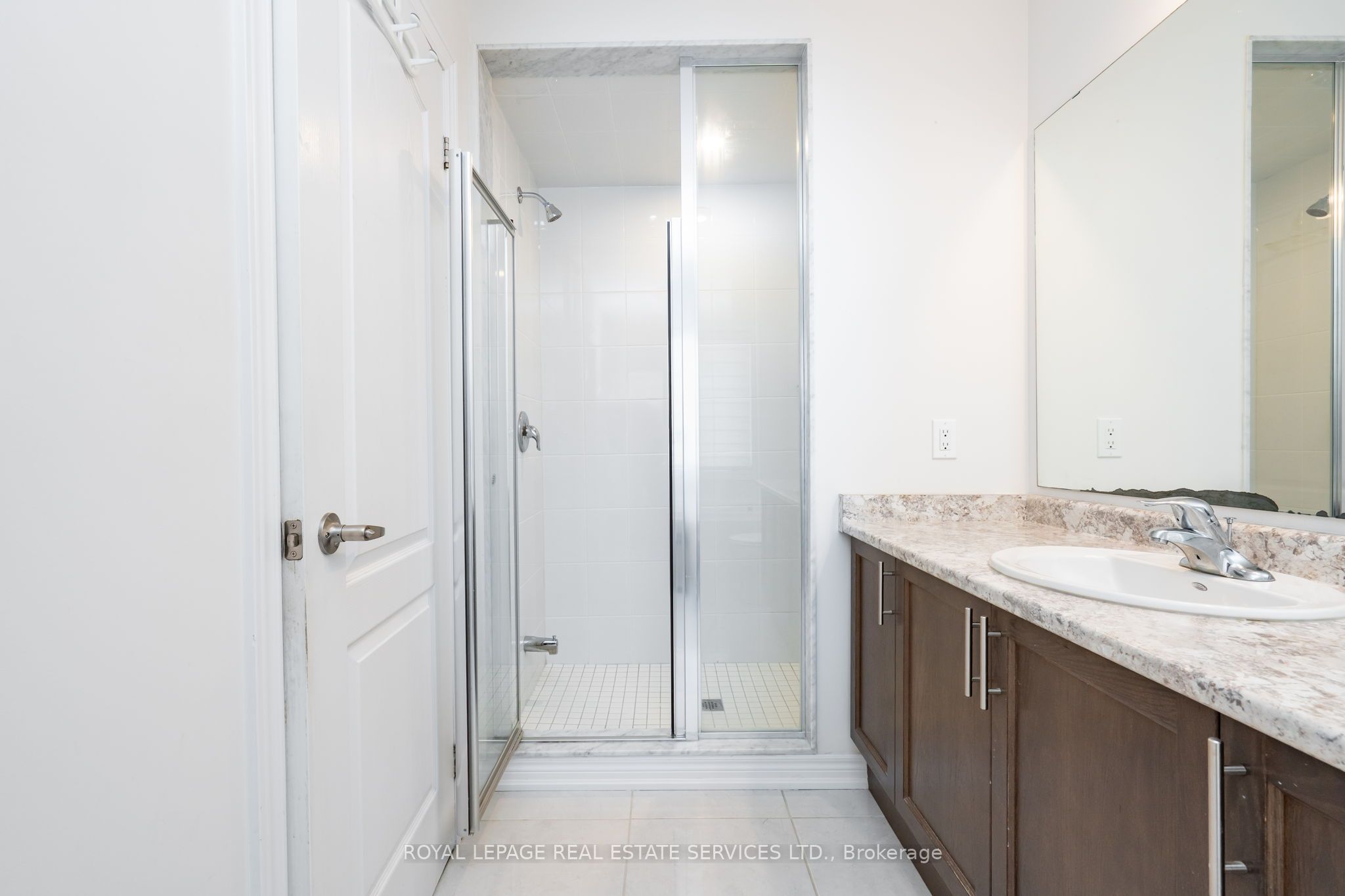 166 Deerpath Drive 72 Property Photo 35