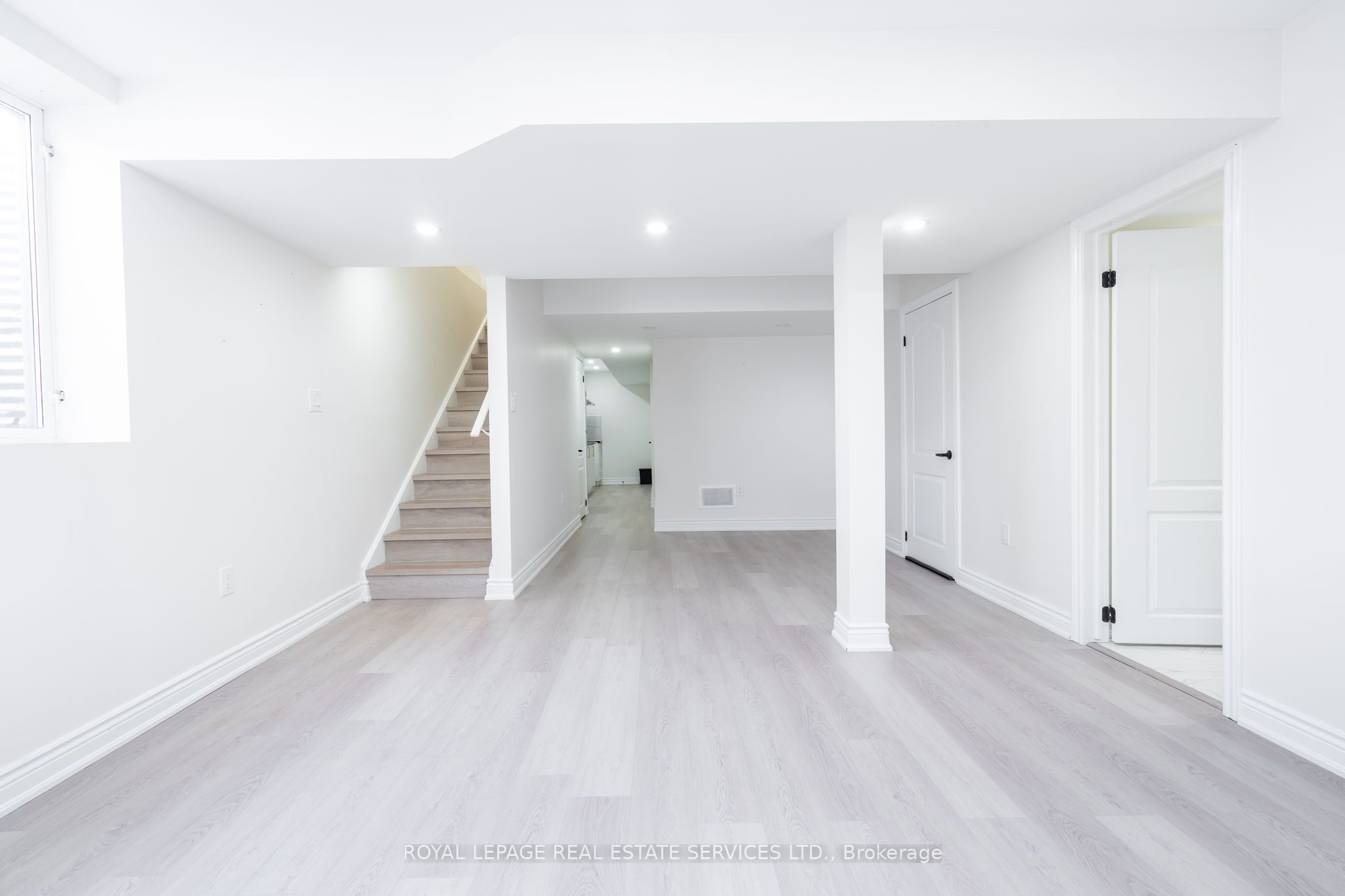 166 Deerpath Drive 72 Property Photo 40