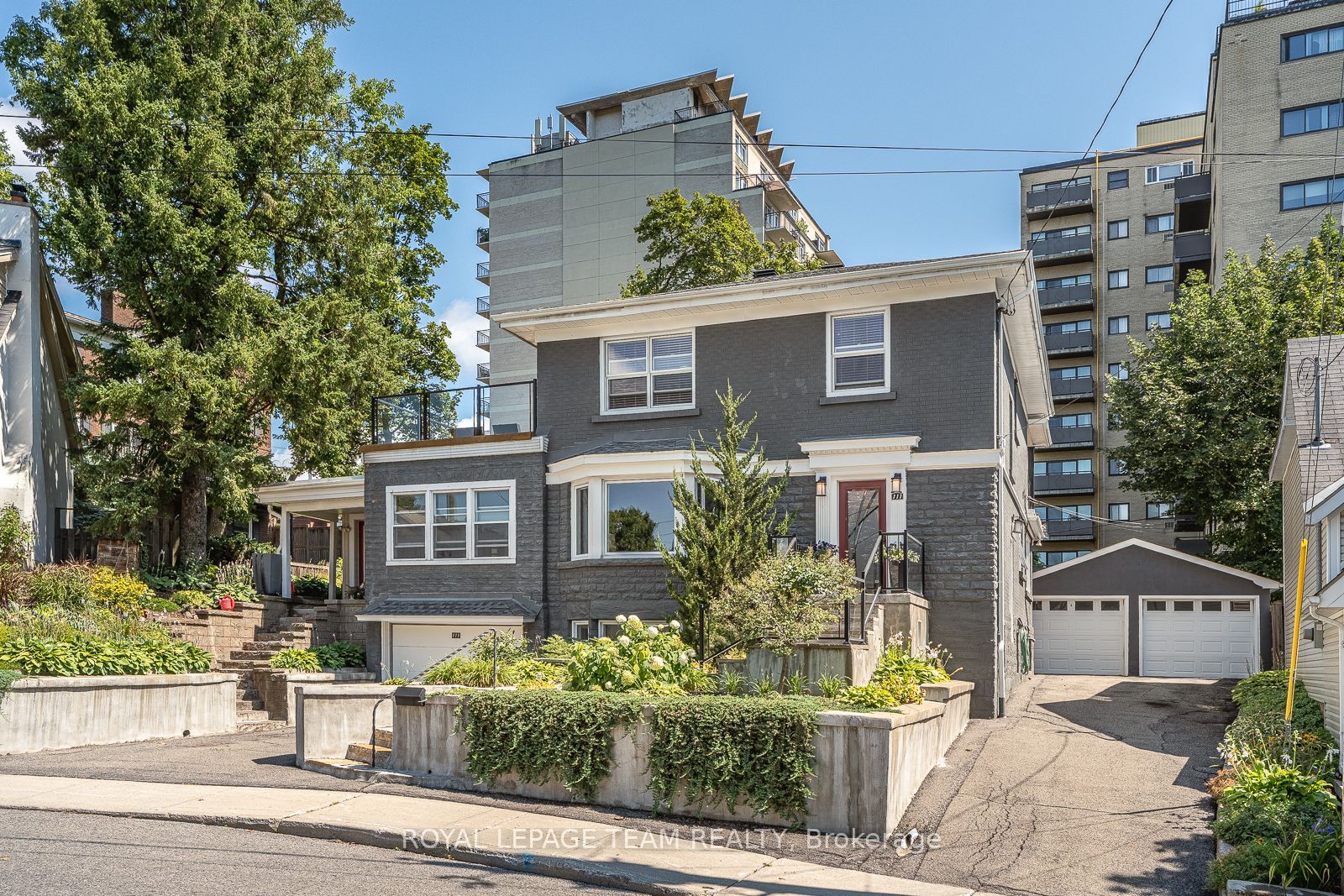 111 Ivy Crescent Property Photo 1