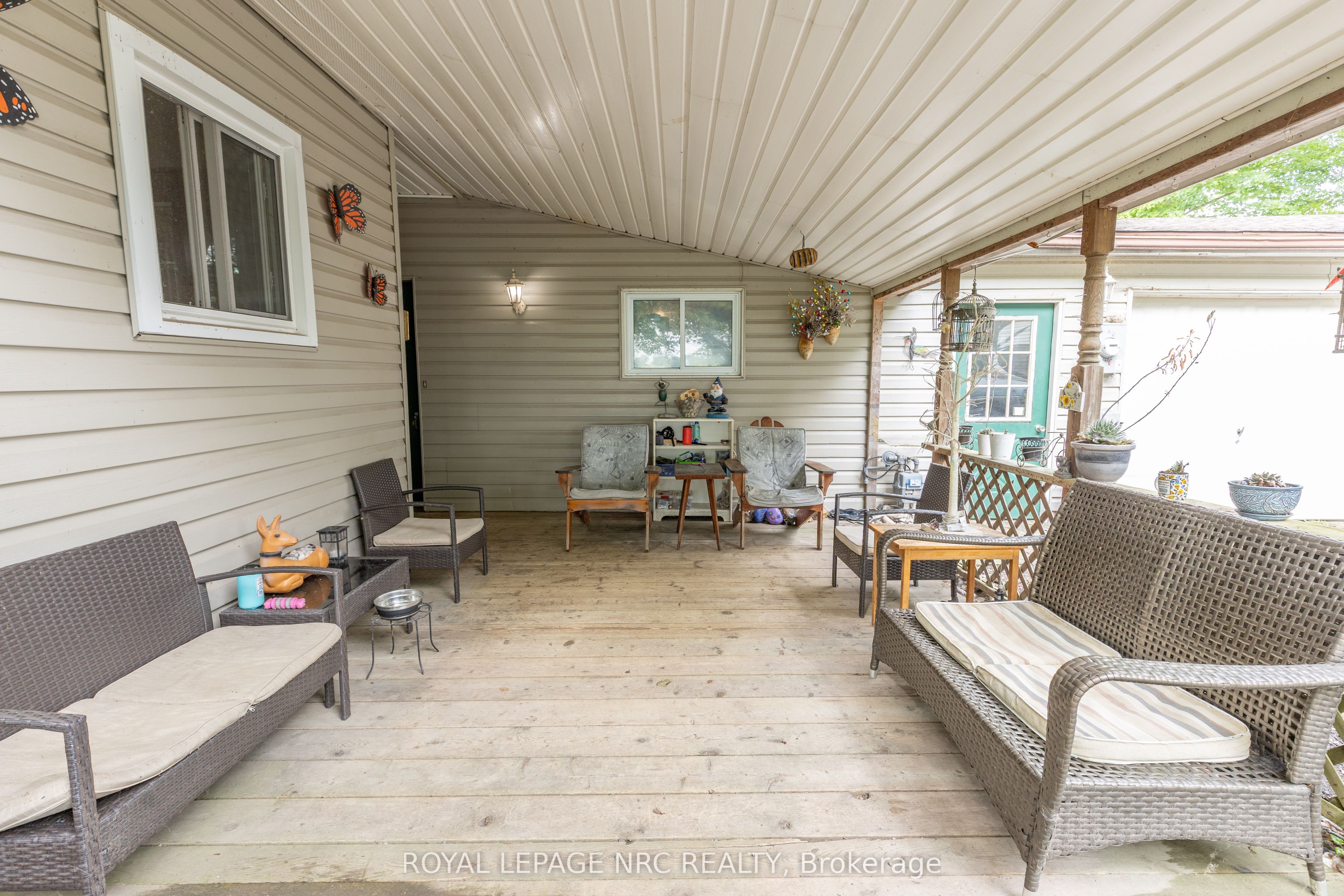 11284 Golf Course Road Property Photo 6