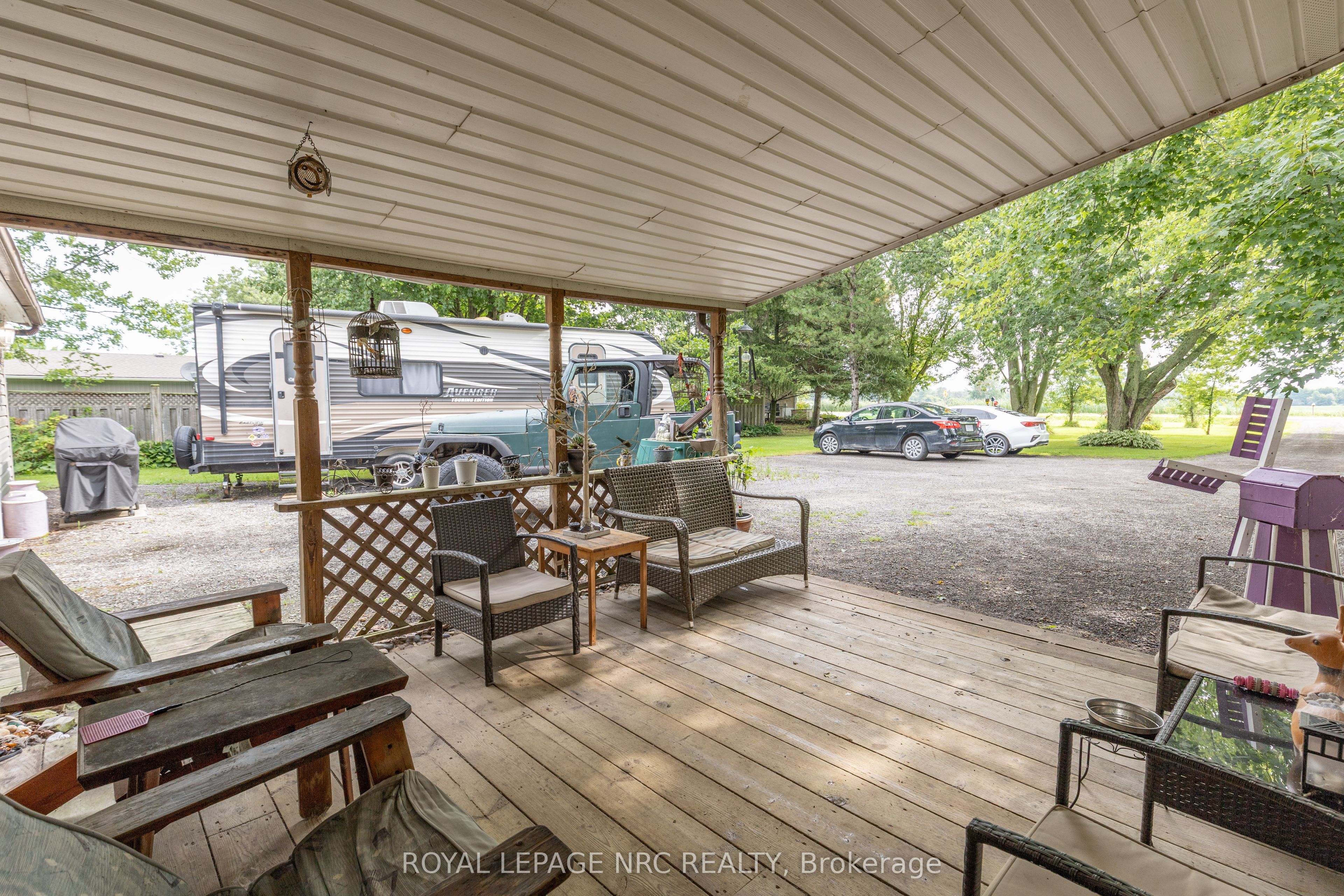 11284 Golf Course Road Property Photo 7