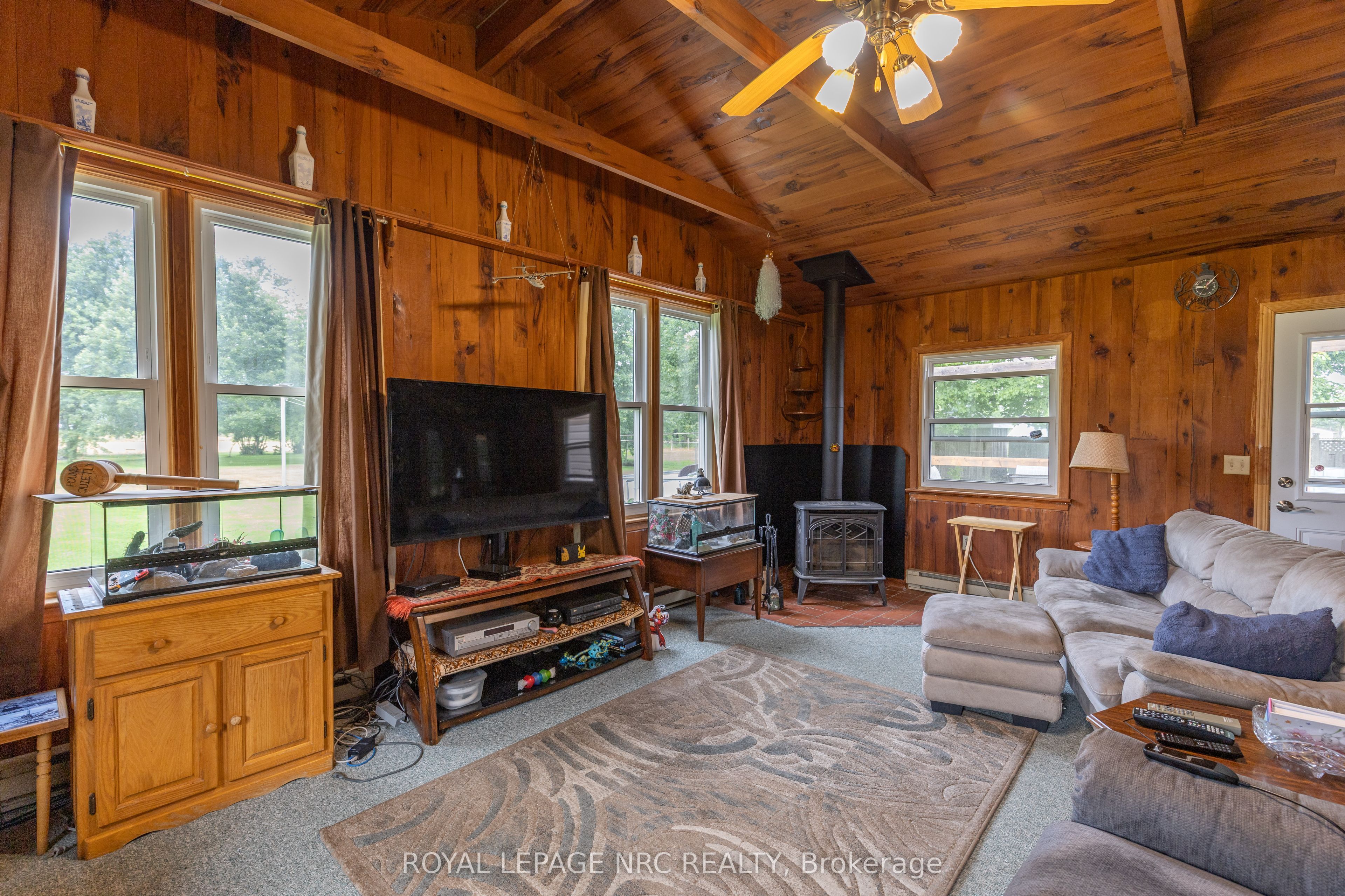 11284 Golf Course Road Property Photo 17