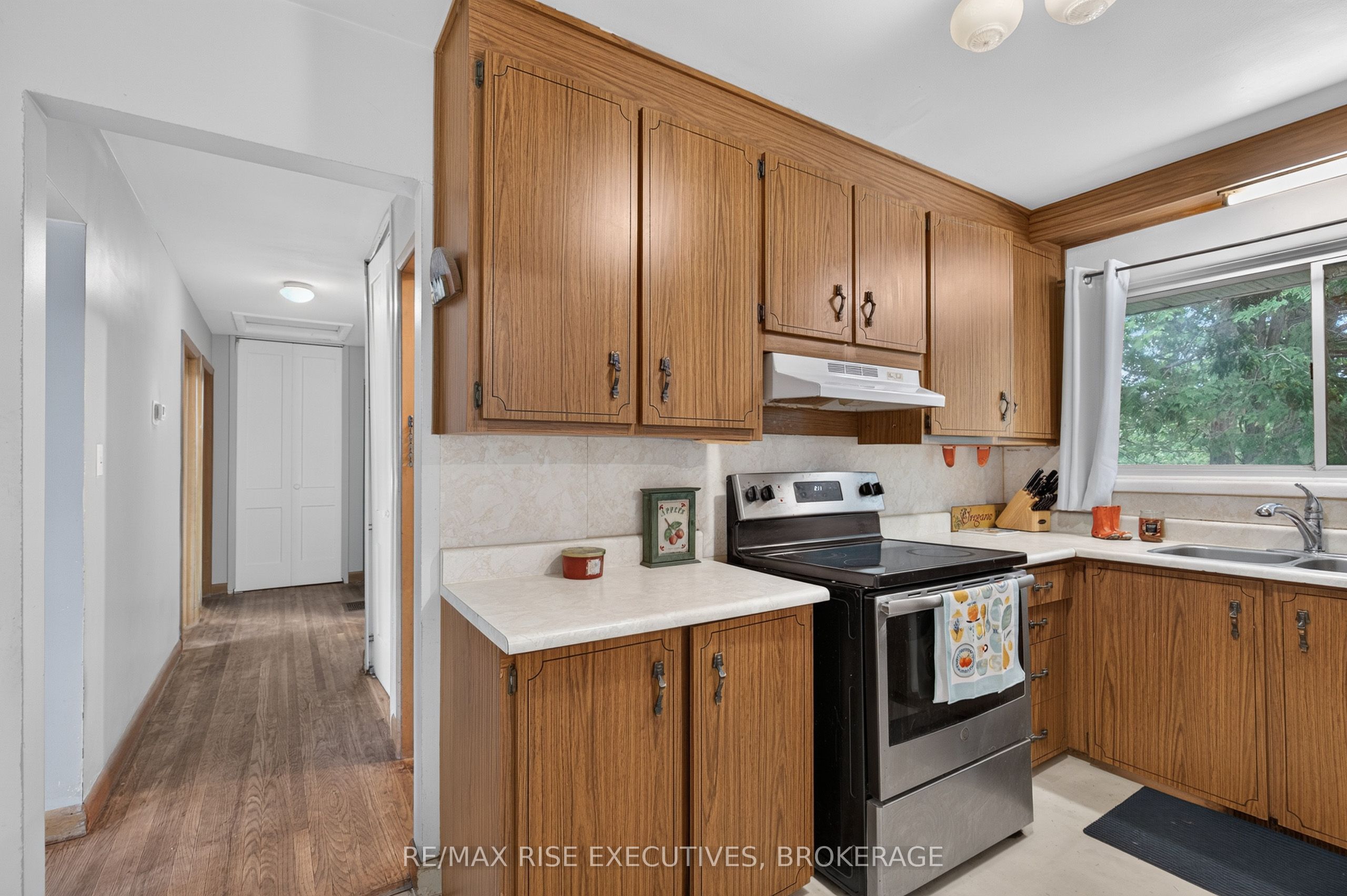 18 Dalgleish Avenue Property Photo 10