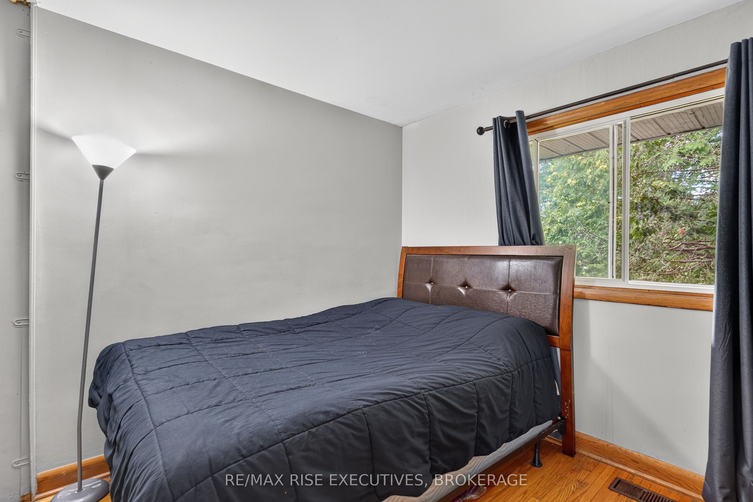 18 Dalgleish Avenue Property Photo 17
