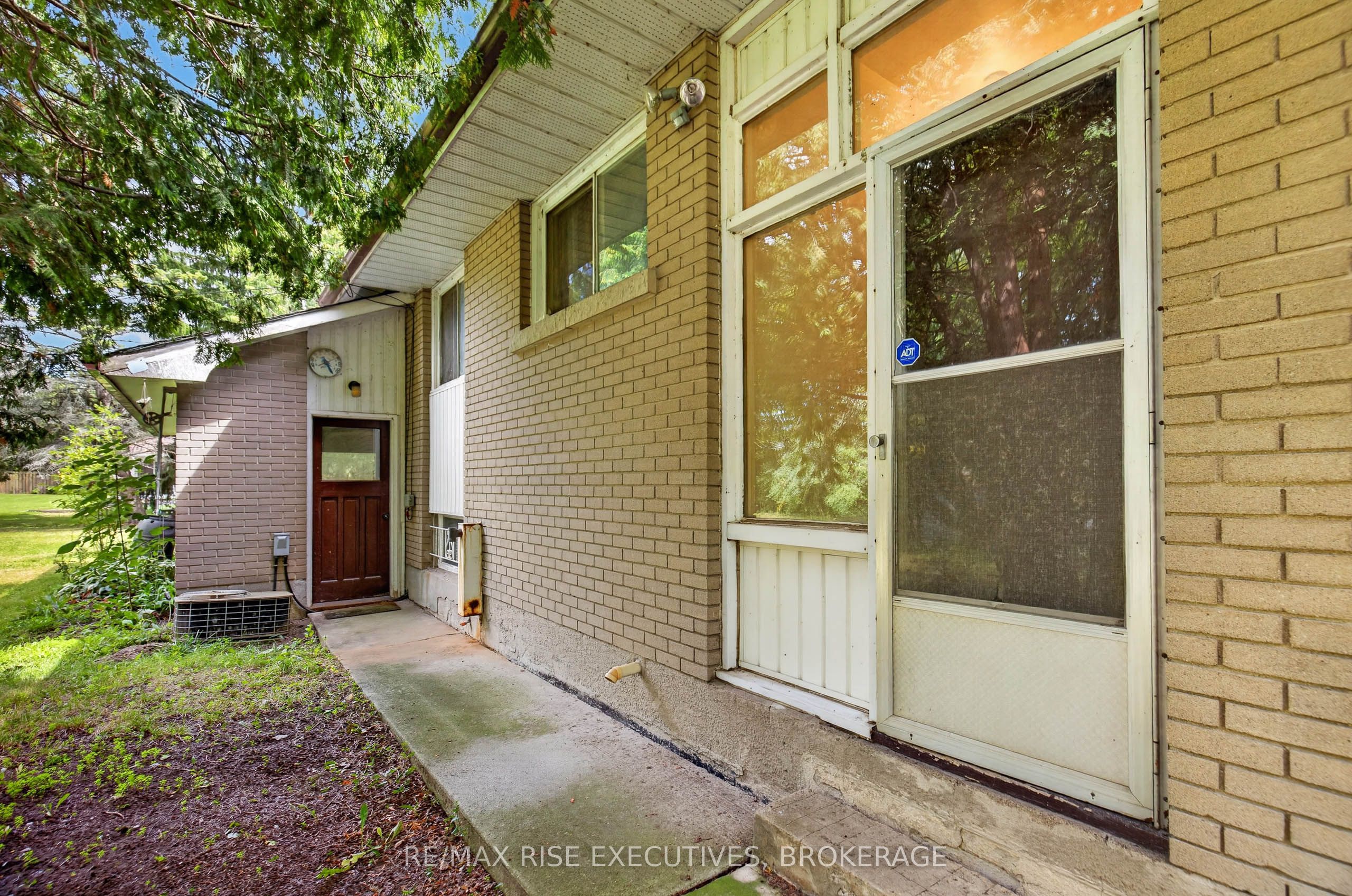 18 Dalgleish Avenue Property Photo 27
