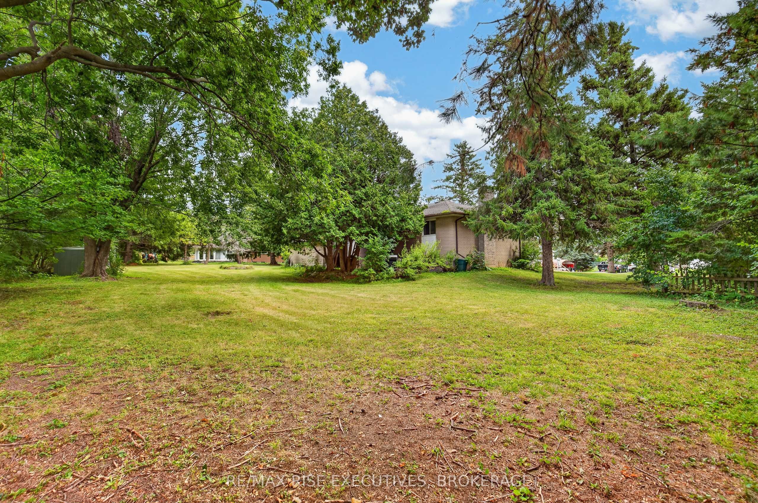 18 Dalgleish Avenue Property Photo 32