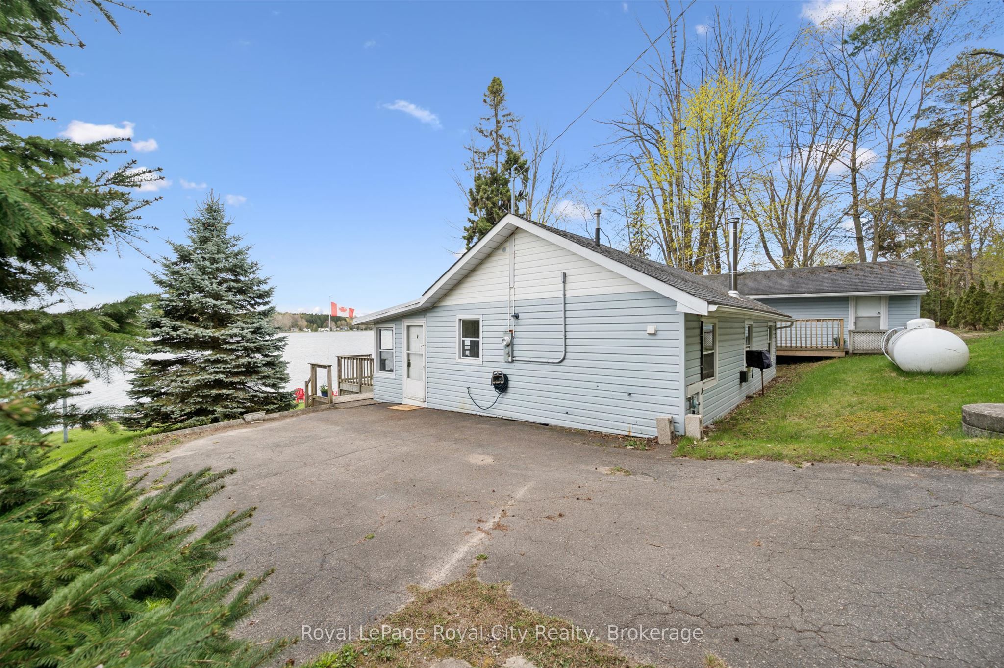 335 Third Street Property Photo 7