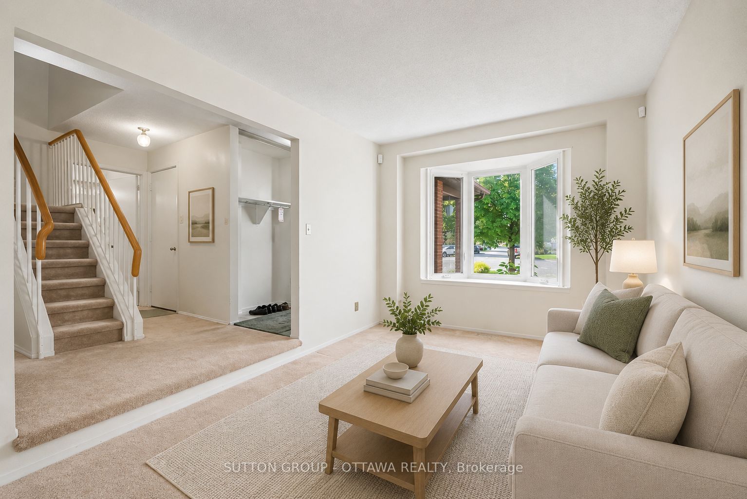 792 Harlequin Crescent Property Photo 7