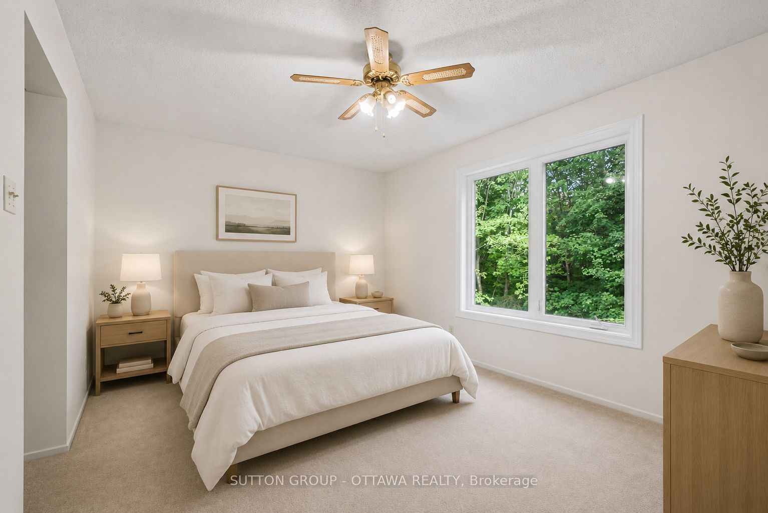 792 Harlequin Crescent Property Photo 17