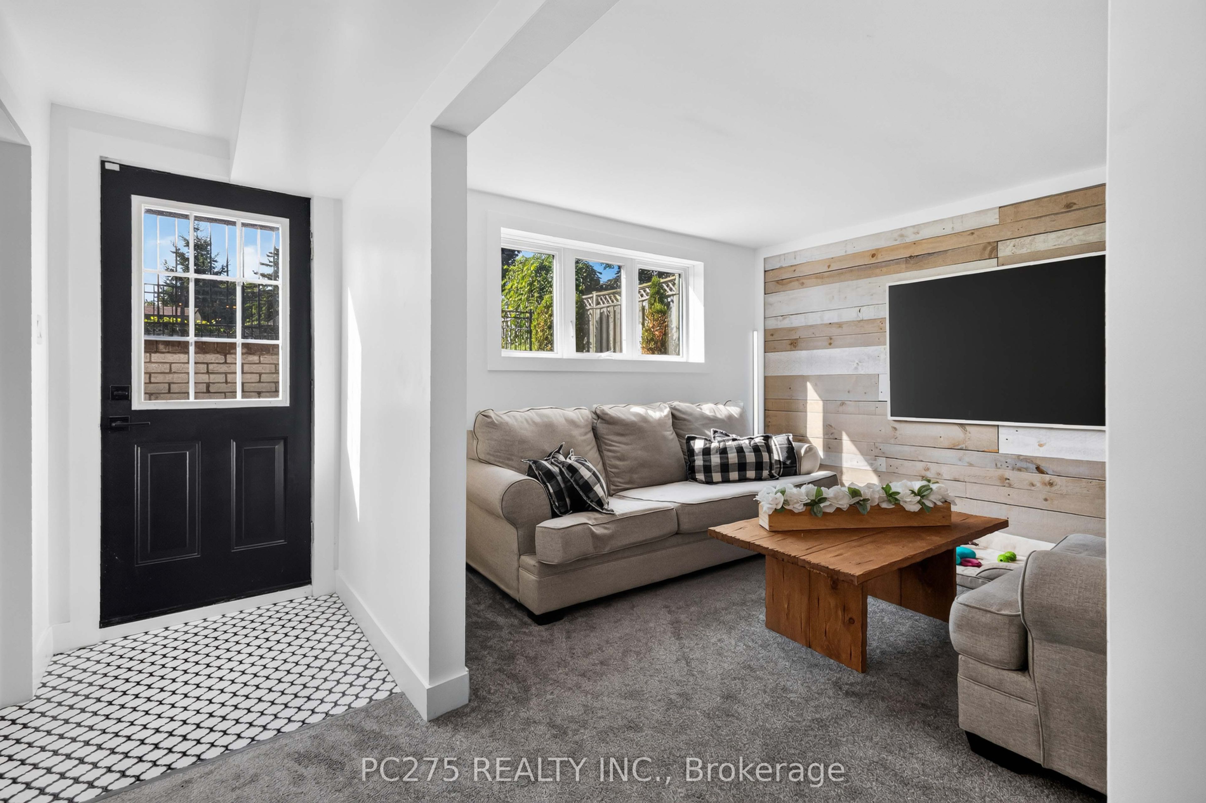 5 Field Road Property Photo 29