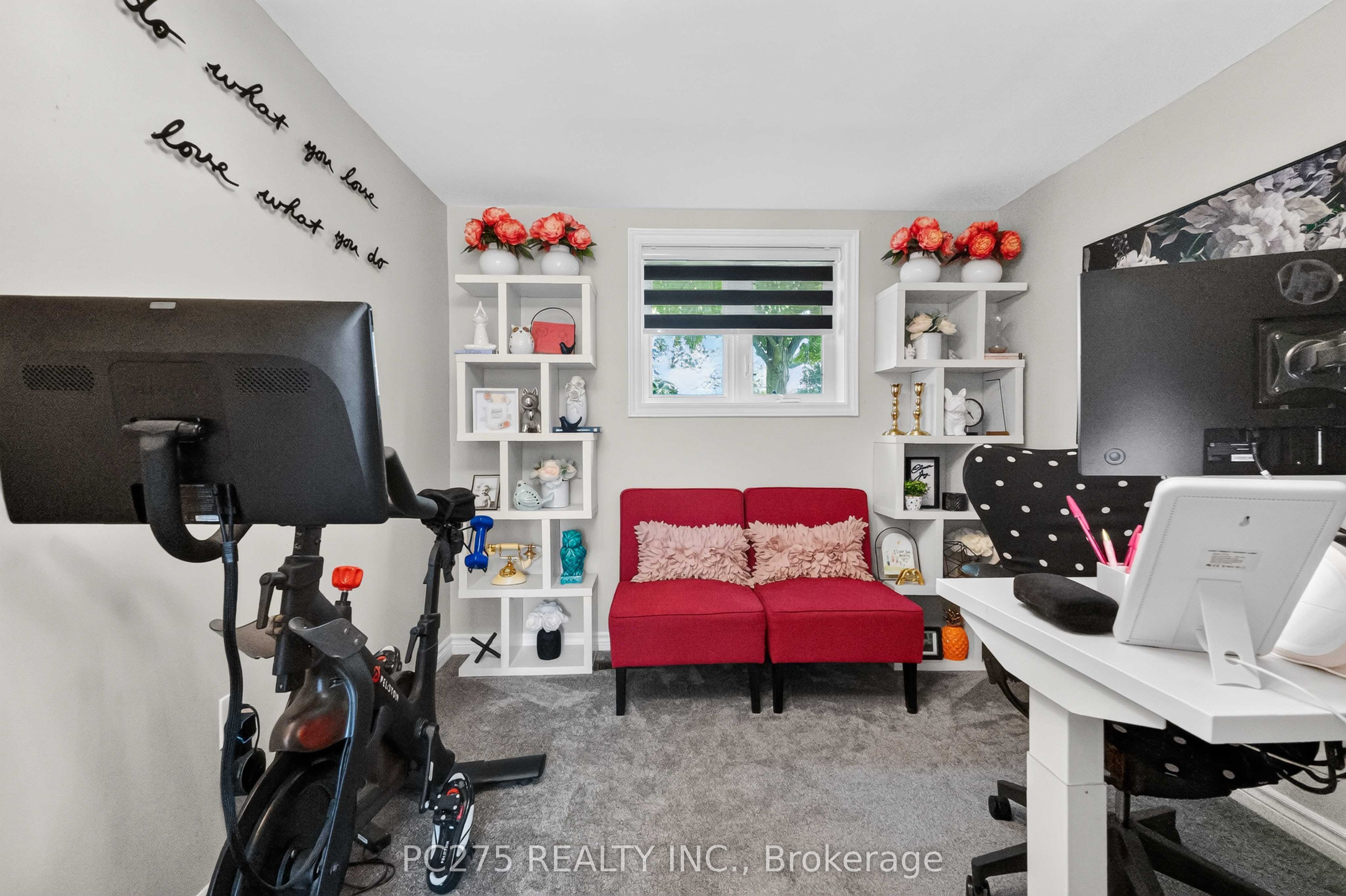 5 Field Road Property Photo 37