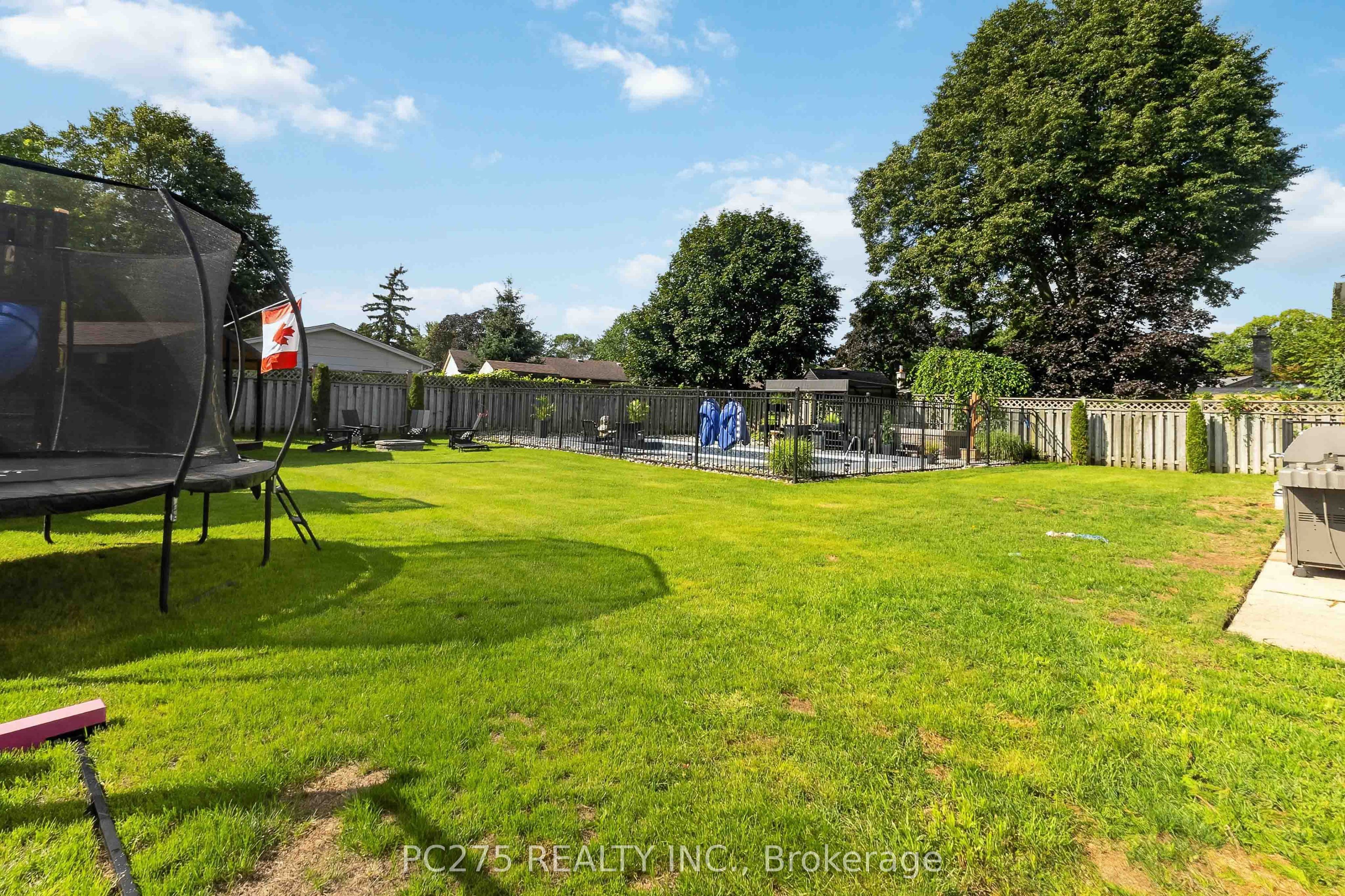 5 Field Road Property Photo 39