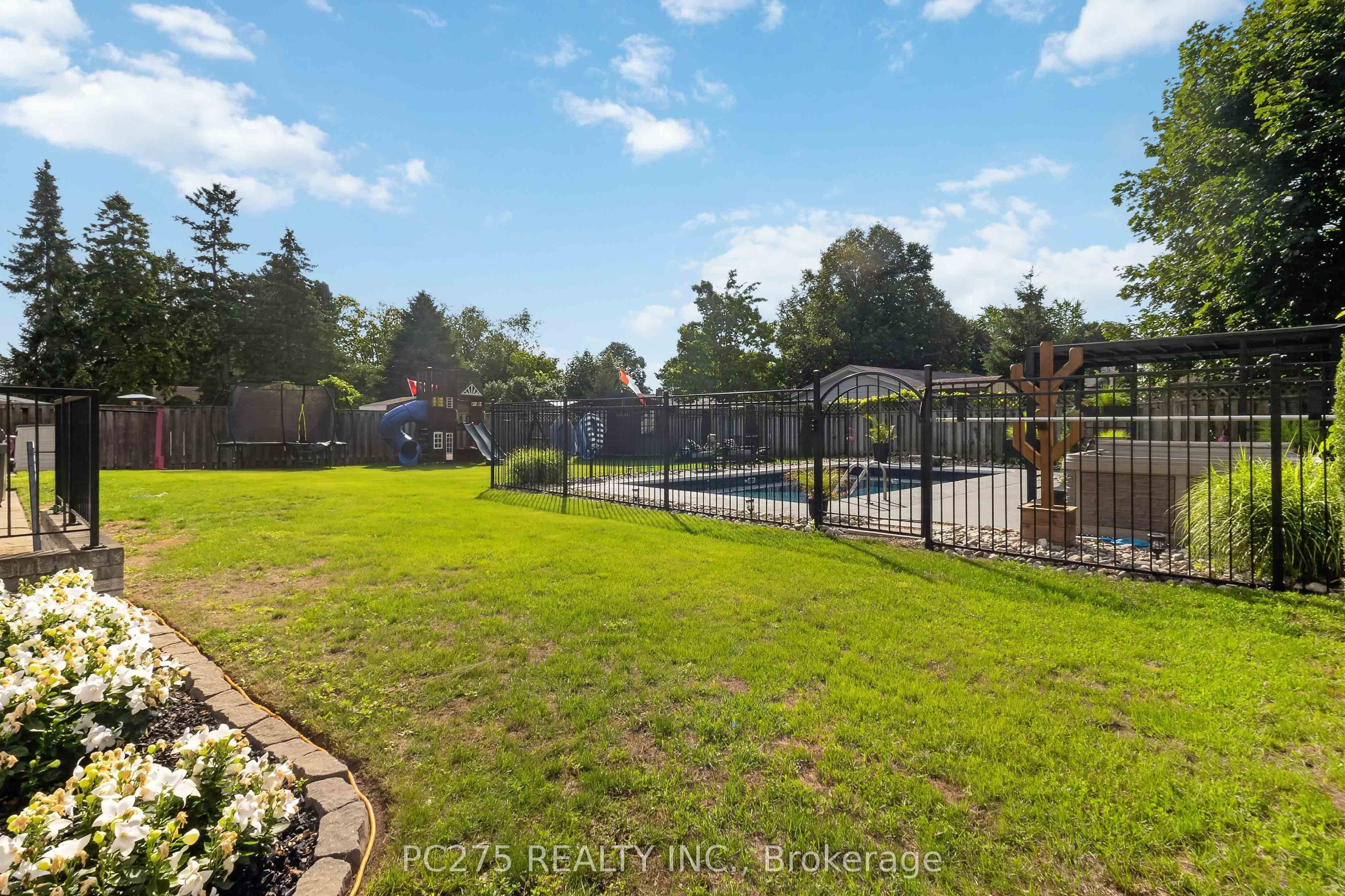 5 Field Road Property Photo 42